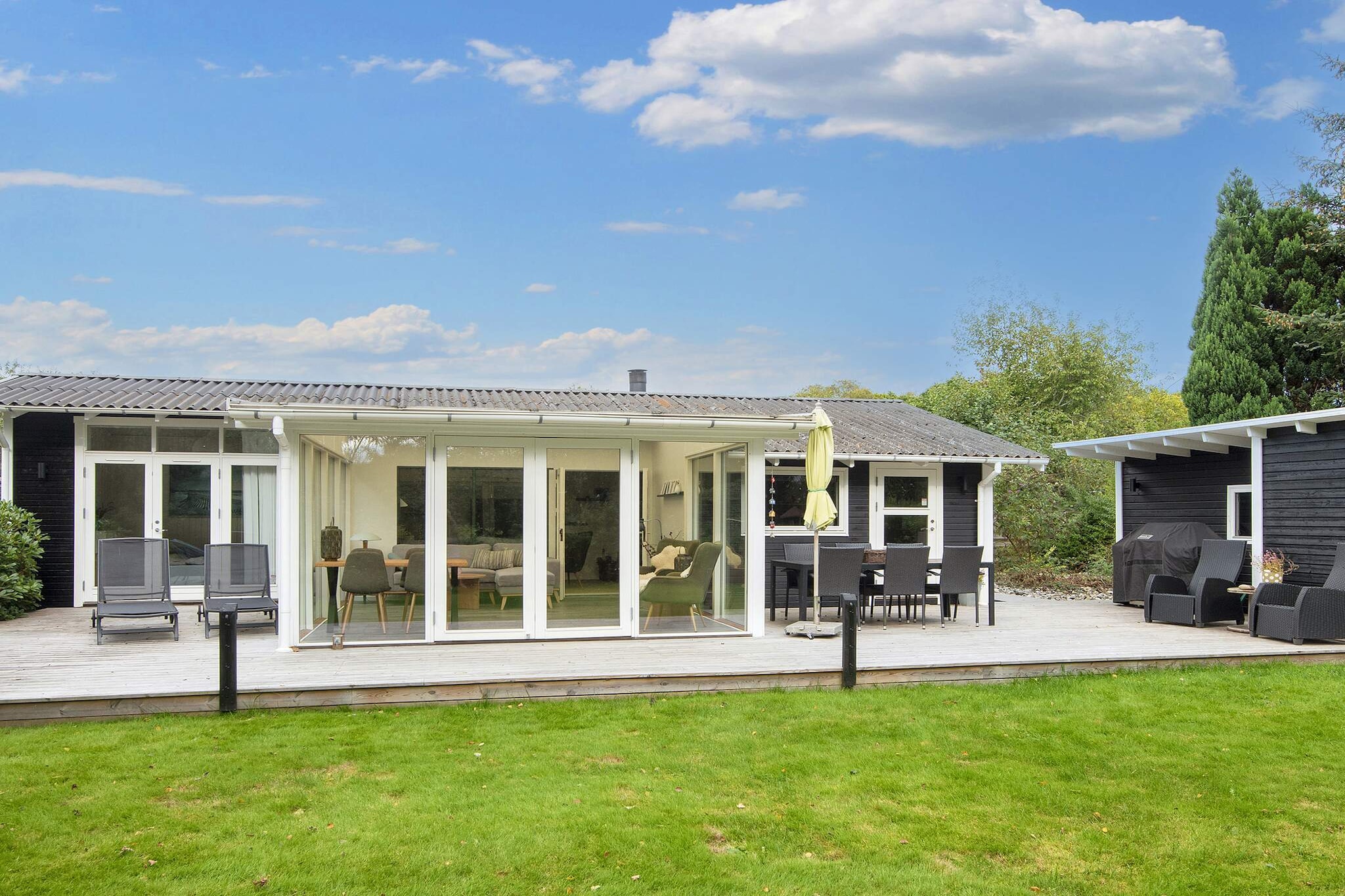Beachside Oasis in Grena