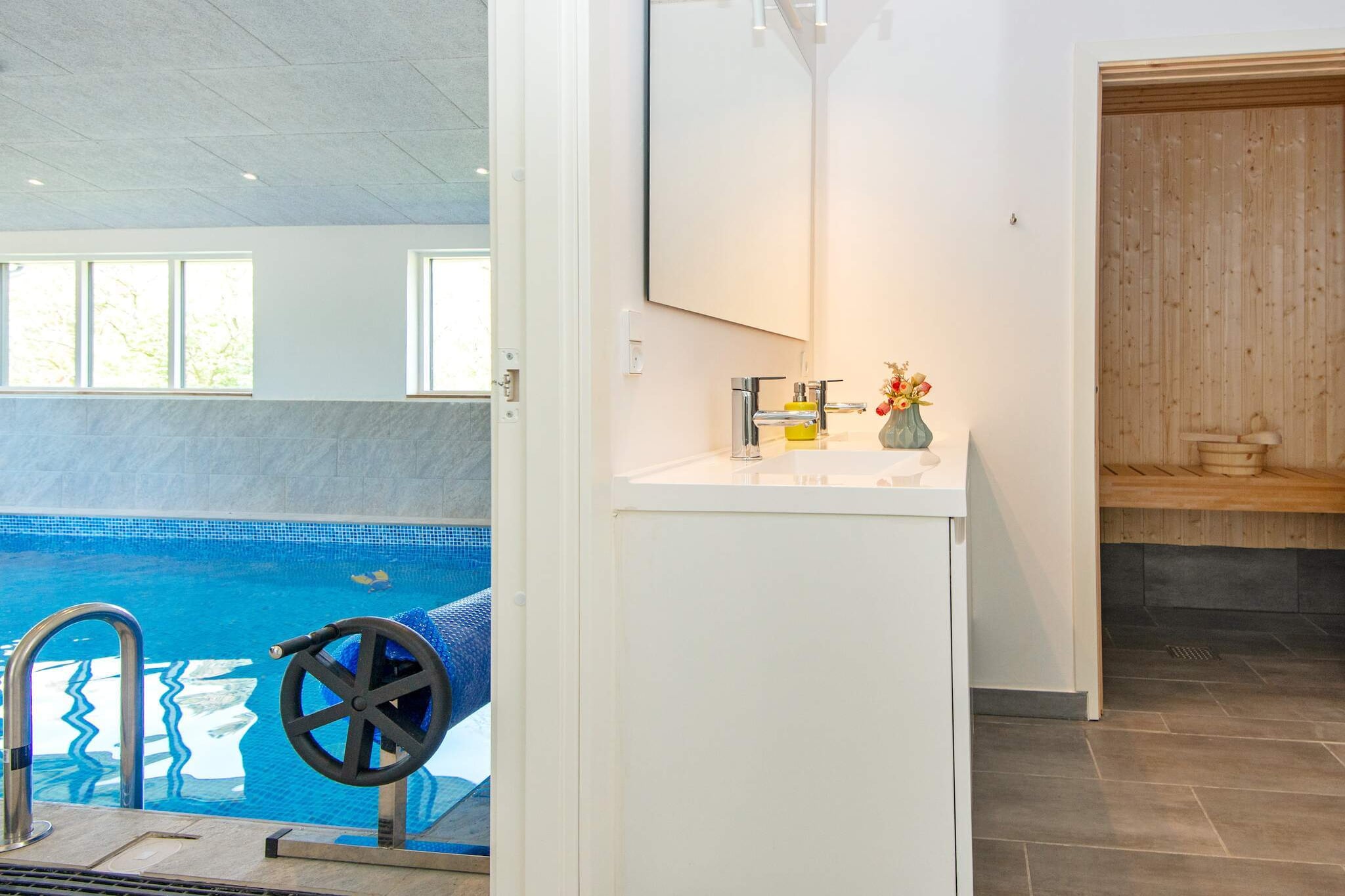 Luxuriöses Refugium mit Pool - Innenbereich