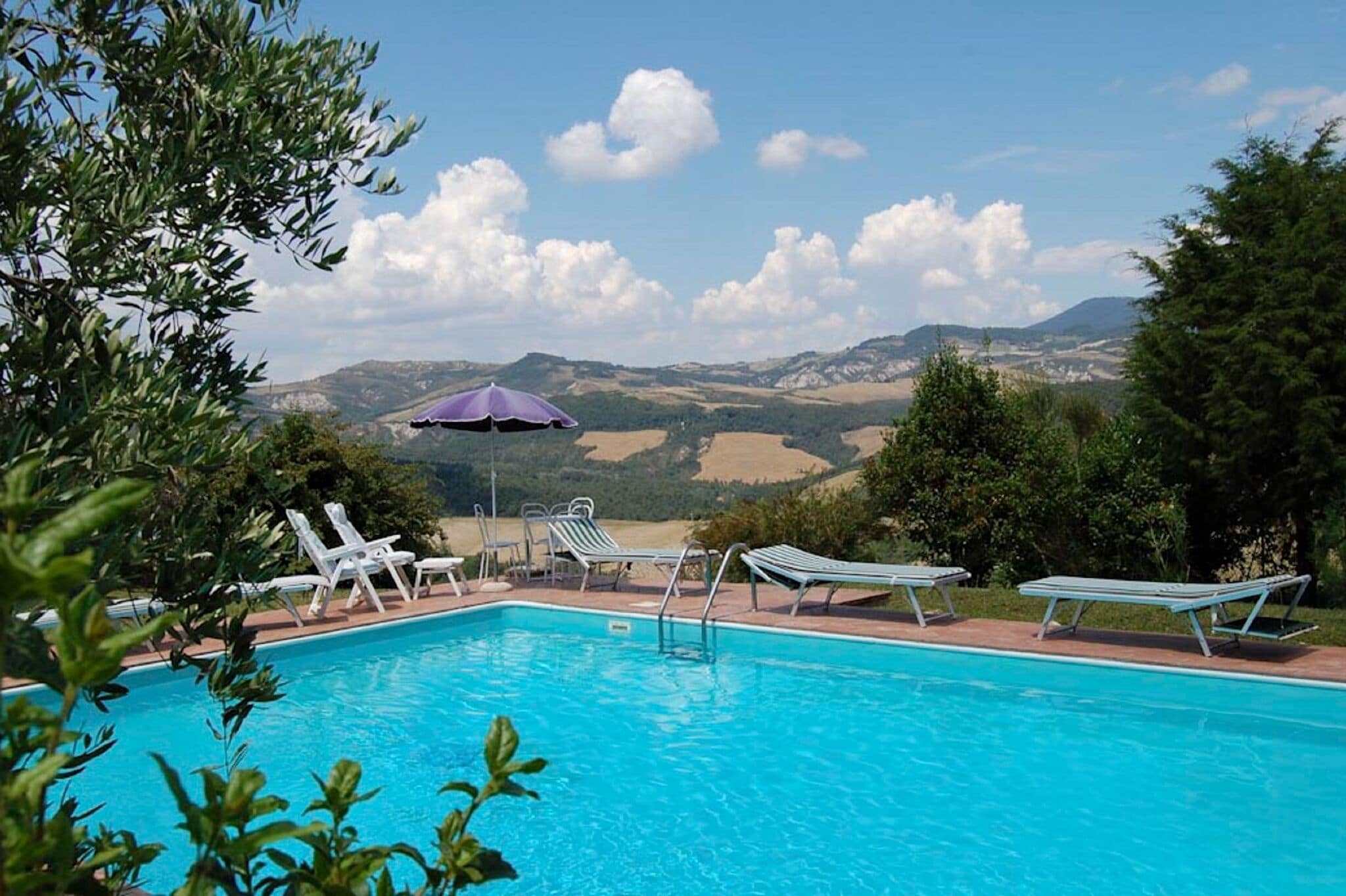 Maison de vacances tranquille à San Casciano dei Bagni avec piscine