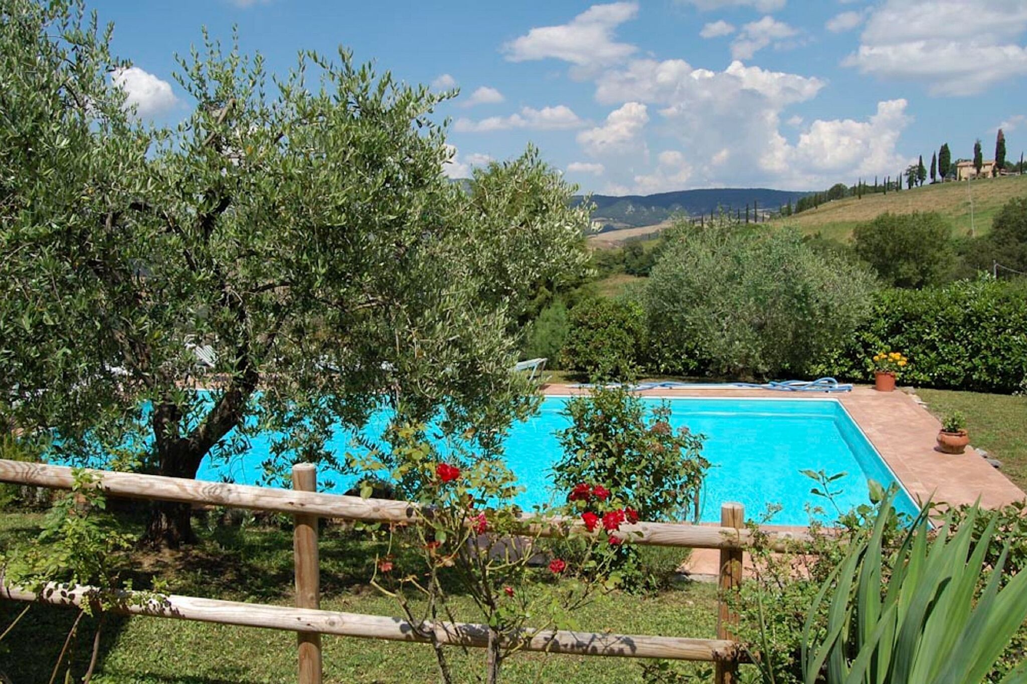 Ruhiges Ferienhaus in San Casciano dei Bagni mit Pool