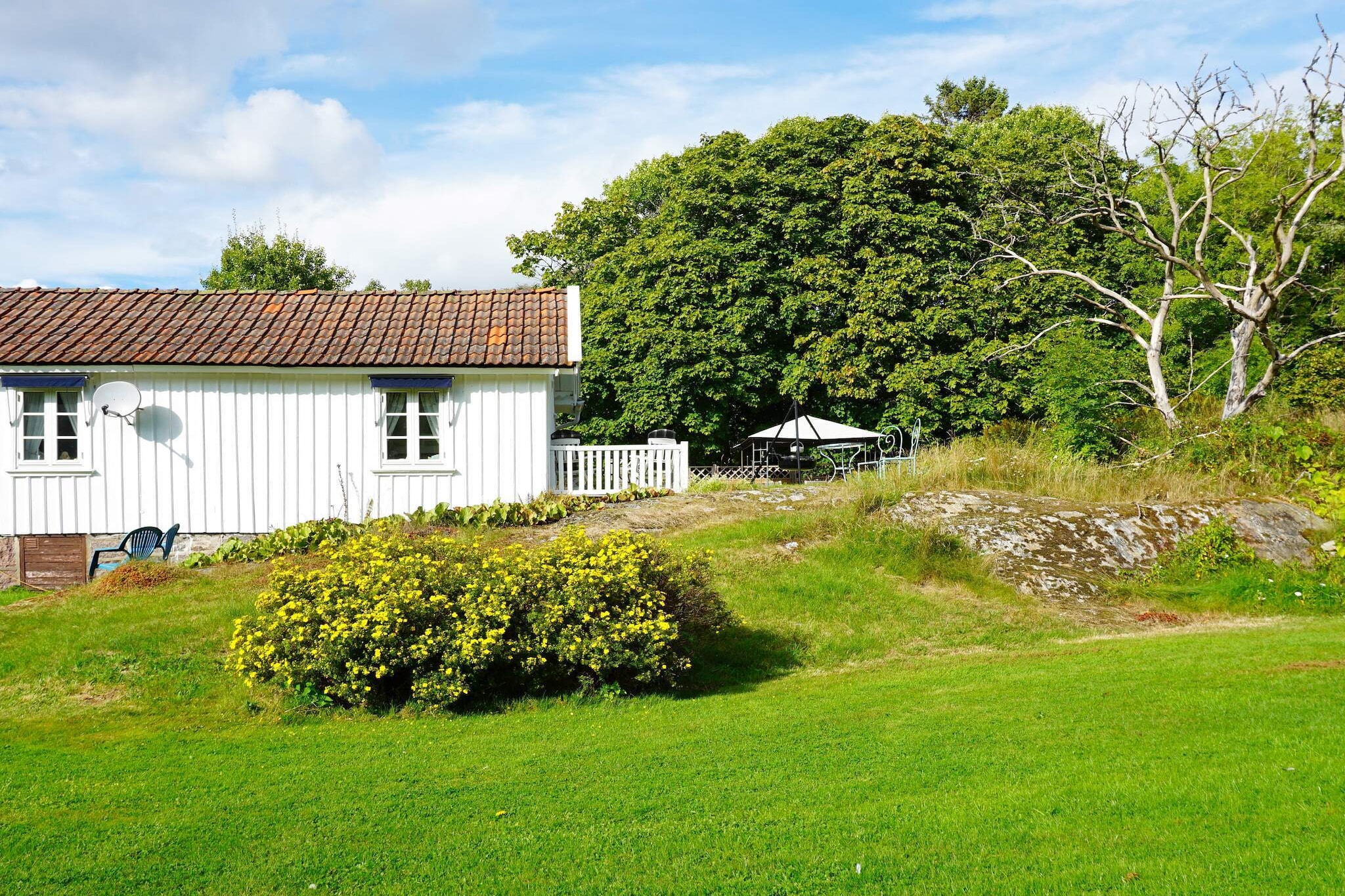 5 person holiday home in FISKEBÄCKSKIL-By Traum