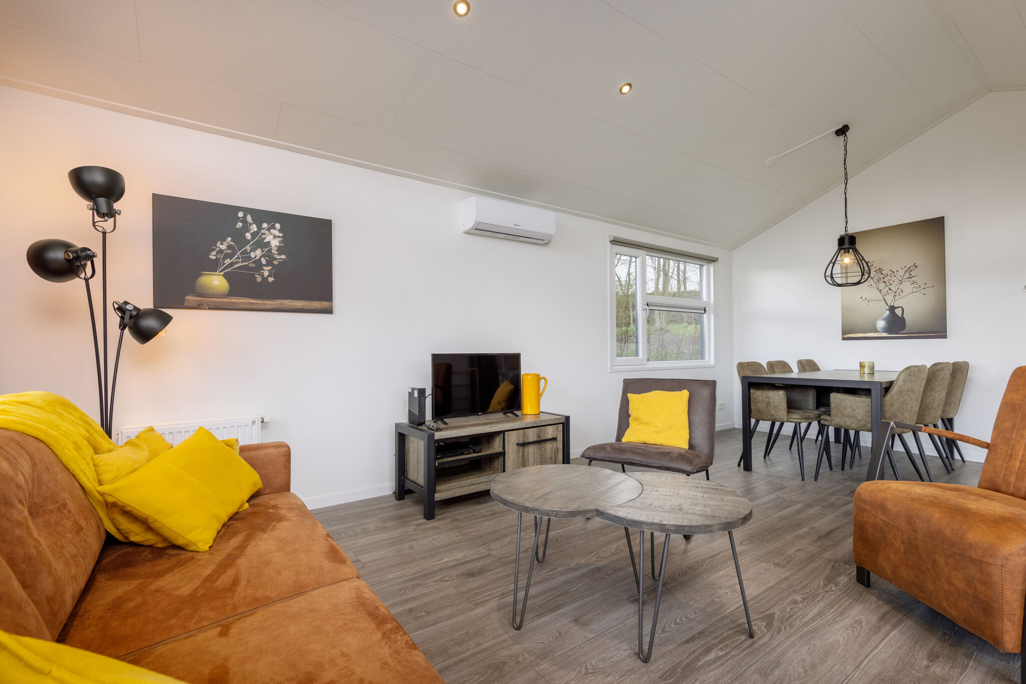 Modern lodge with air conditioning, in green Twente