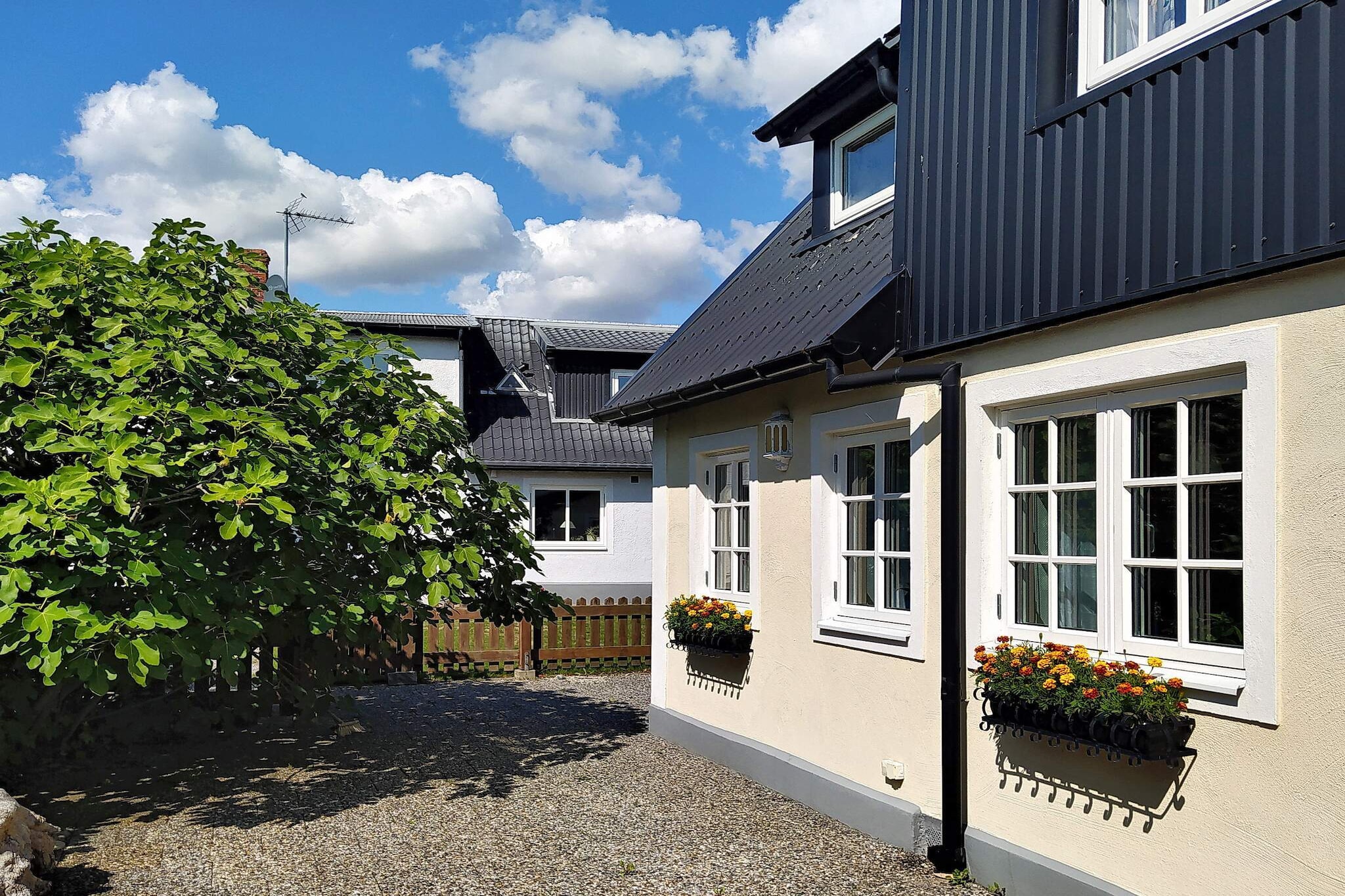 open kitchen(cooker(electric), hood, coffee machine, microwave, dishwasher, fridge, high chair), Living/bed room(30 m2)(2x single folding bed, TV, fireplace), bedroom(9 m2)(double bed), bedroom(9 m2)(single bed), bedroom(15 m2)(double bed), bathroom(bath tub, washbasin, shower, toilet, washing machine), bathroom(washbasin, shower, toilet), terrace(70 m2), garden, geothermal energy, air to air heatpump