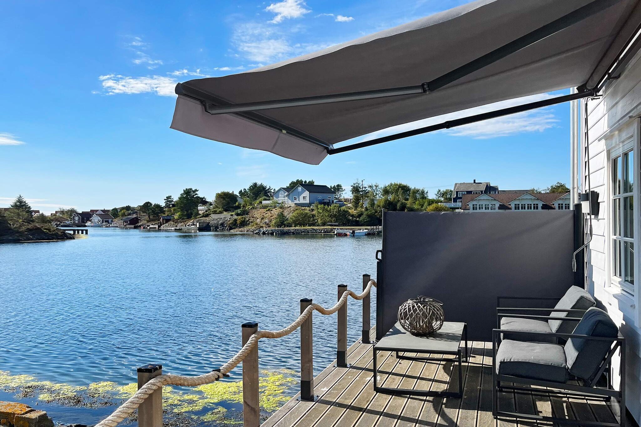 Kitchen(cooker(electric), oven, microwave, dishwasher, fridge, freezer(> 250L), tumble dryer, washing machine, high chair), Living/bed room(90 m2)(2x single folding bed, TV(german television channels, norvegian TV channels ), table tennis table, darts, chromecast), Living/bed room, Living/bed room, Living/bed room, bedroom(double bed), bedroom(double bed), bedroom(2x single bed), bedroom(double bed), bedroom(2x single folding bed, children\'s bed), bathroom(floor heating)(washbasin, shower, toilet), bathroom(floor heating)(washbasin, shower, toilet), bathroom(floor heating)(washbasin, shower, toilet), heating(electric), terrace, garden furniture, parking