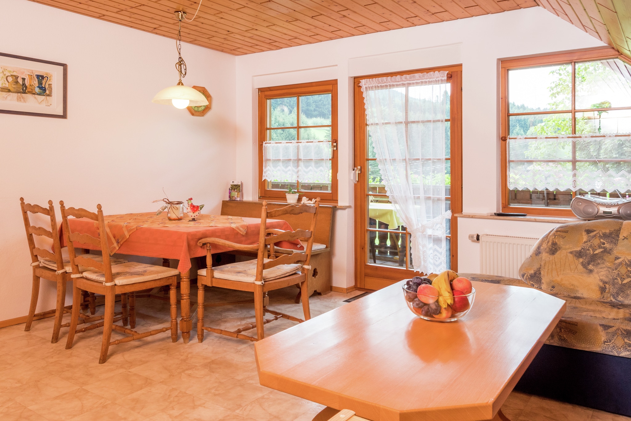Located in the heart of Mahlberg in the Ortenau district, this bright and modern holiday home offers a comfortable stay between the Black Forest foothills and the Upper Rhine Plain. Its central location means shops and daily essentials are just a short walk away, making it ideal for couples or small families.

Outdoor enthusiasts will love the abundance of hiking, cycling, and mountain biking opportunities in the surrounding nature. Popular destinations like Europa-Park Rust (8 km), Freiburg (40 km), Strasbourg (44 km), and Titisee (70 km) are easily accessible. Local highlights include the Tobacco Museum, Mahlberger Castle, and the scenic Kaiserstuhl region.

Whether you're savoring Baden cuisine and wine or exploring cultural gems across Alsace and the Black Forest, this cozy retreat offers the perfect blend of convenience and charm.