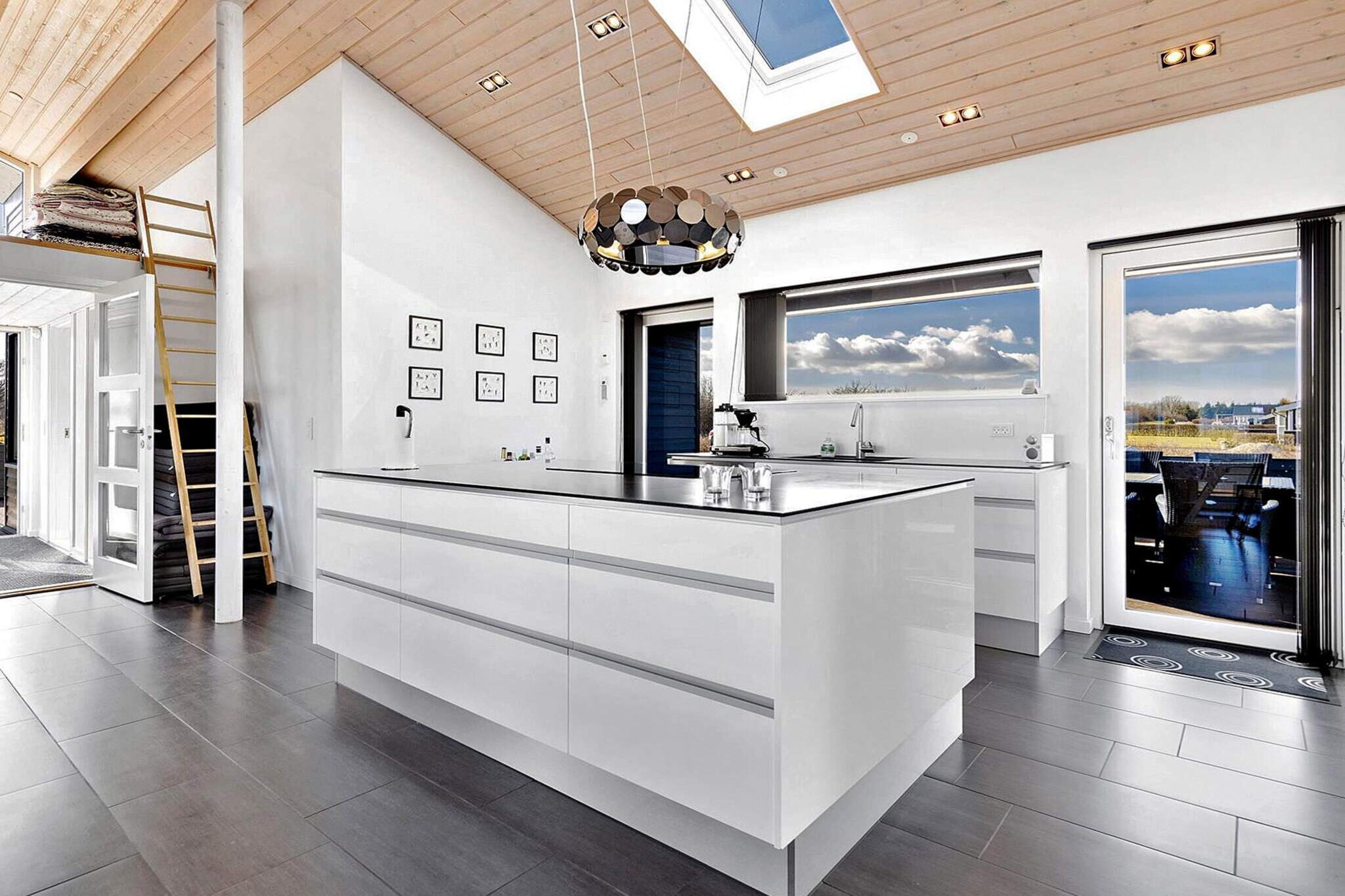 Vakantiehuis aan de kust met spa en sauna - Binnen