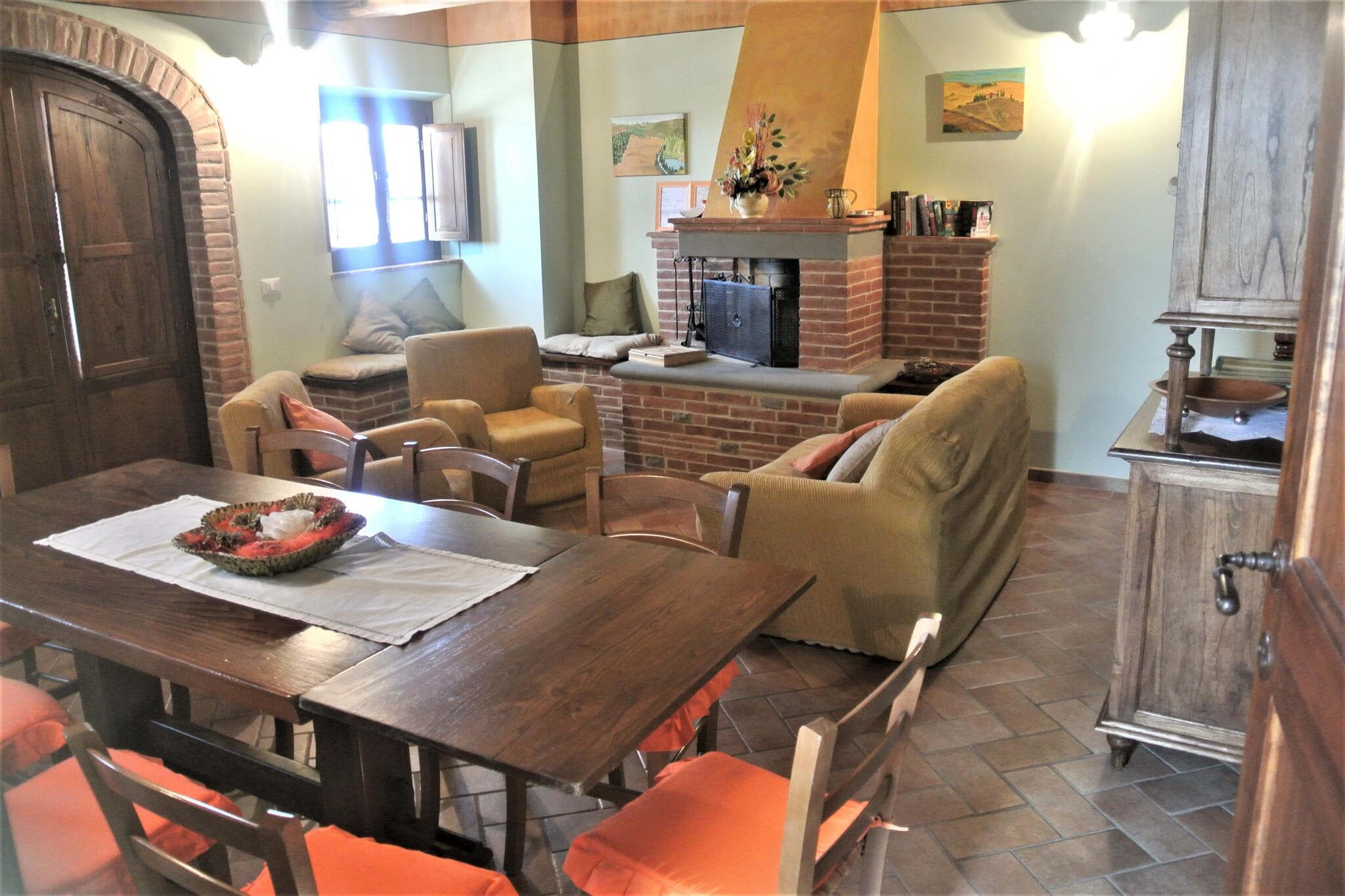 Ground floor: (open kitchen(hob, electric kettle, boiling water tap, toaster, coffee machine, oven, dishwasher, fridge-freezer), Living/diningroom(TV(satellite), dining table, seating area), bedroom(double bed), bedroom(double bed), bedroom(single bed, single bed), bathroom(shower, washbasin, toilet, bidet), bathroom(shower, washbasin, toilet, bidet), washing room(tumble dryer, washing machine, ironing board, iron))\n\nOn the 1st floor: (bedroom(double bed), bathroom(shower, washbasin, toilet, bidet))\n\nheating, air conditioning, terrace(roofed), garden(private, fenced), garden furniture, sun loungers, BBQ, parking, parasol, swimming pool(private, fenced, 12 x  6 m., opened from May upto and including Sep)