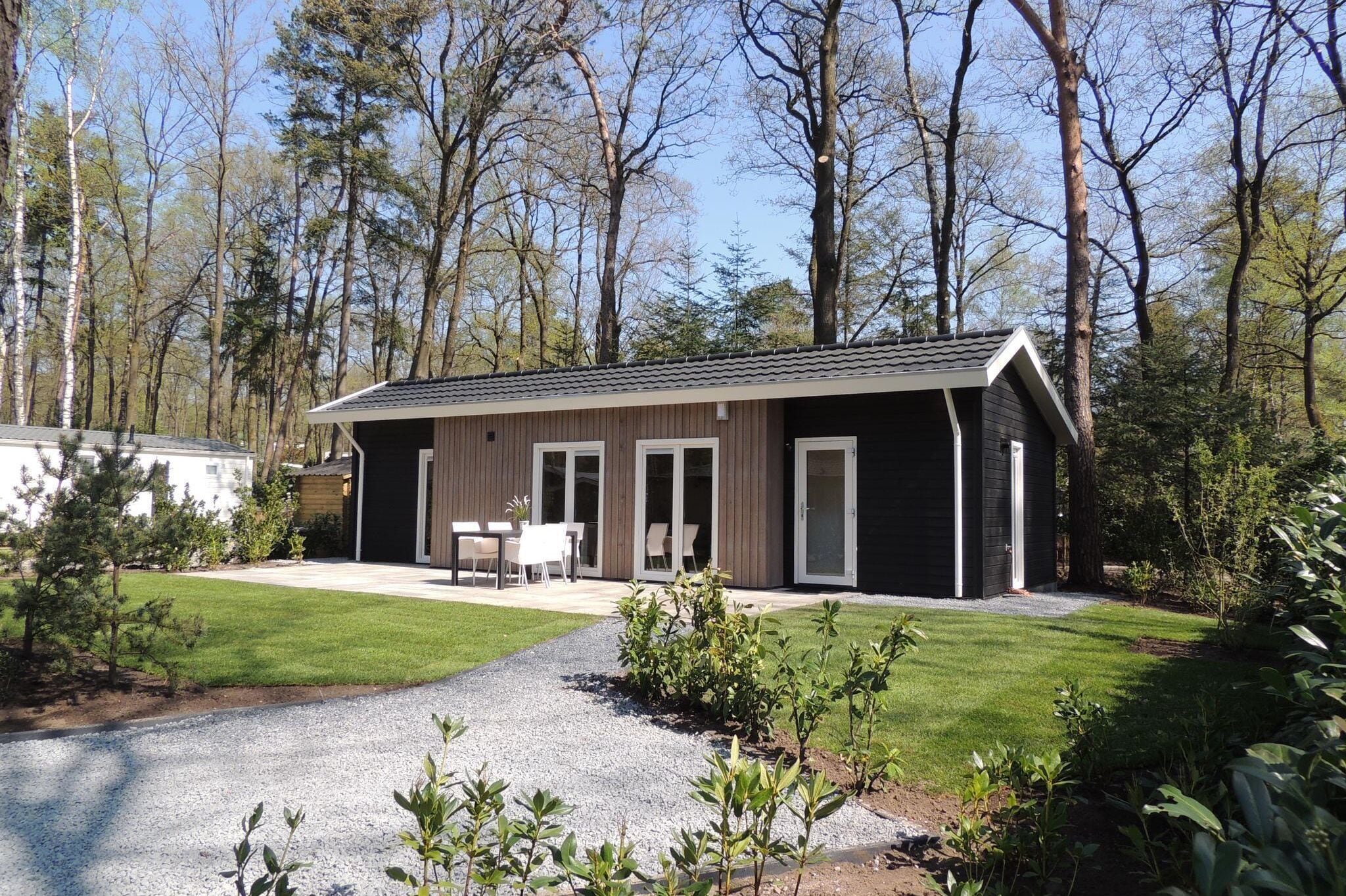 Comfortable chalet with combination microwave near the Veluwe