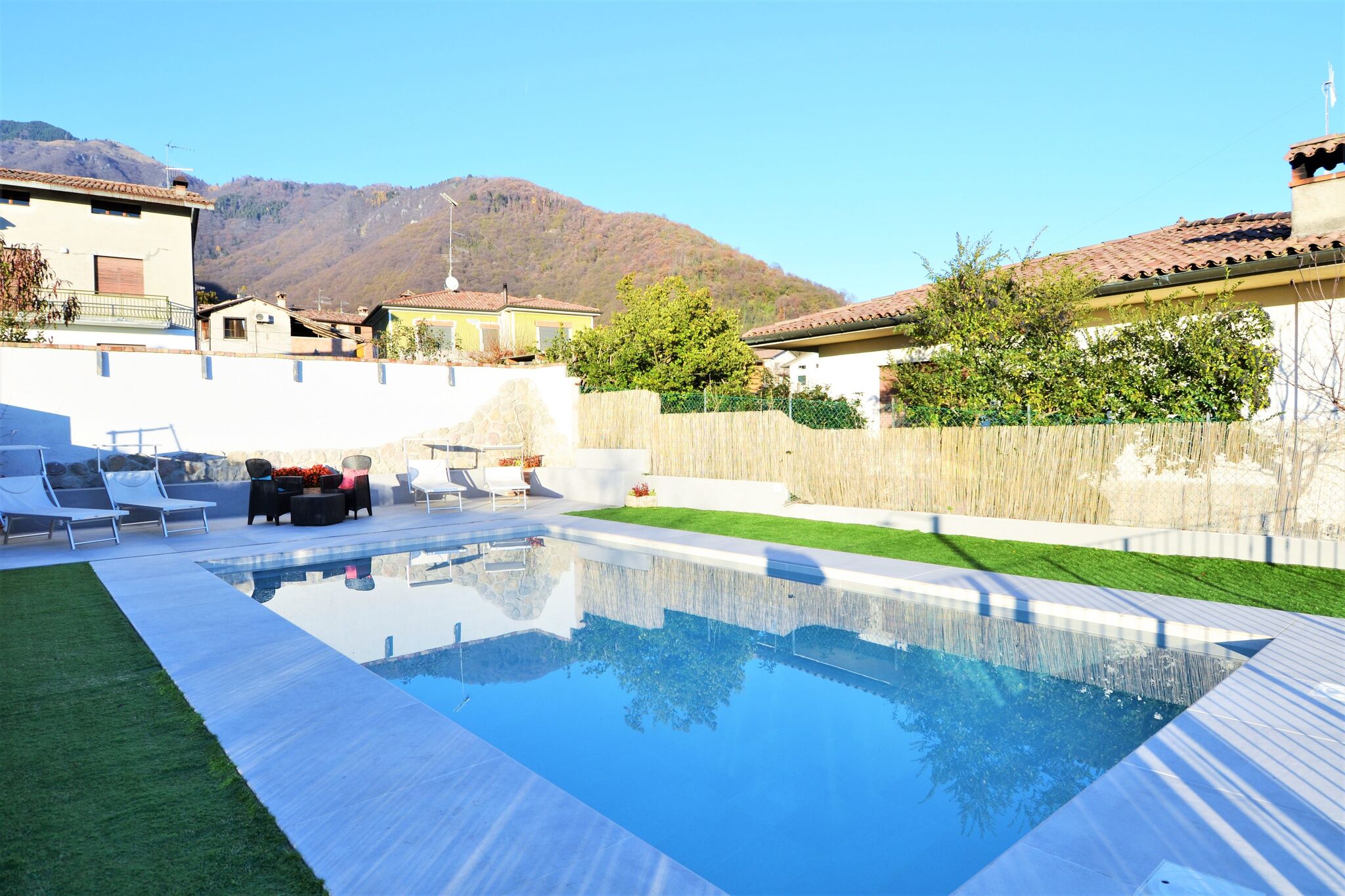 Stellar Apartment in Miane with Shared Swimming Pool