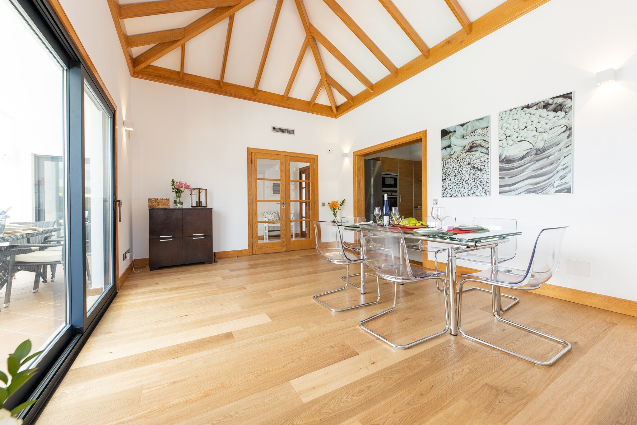 Villa A-Dining room