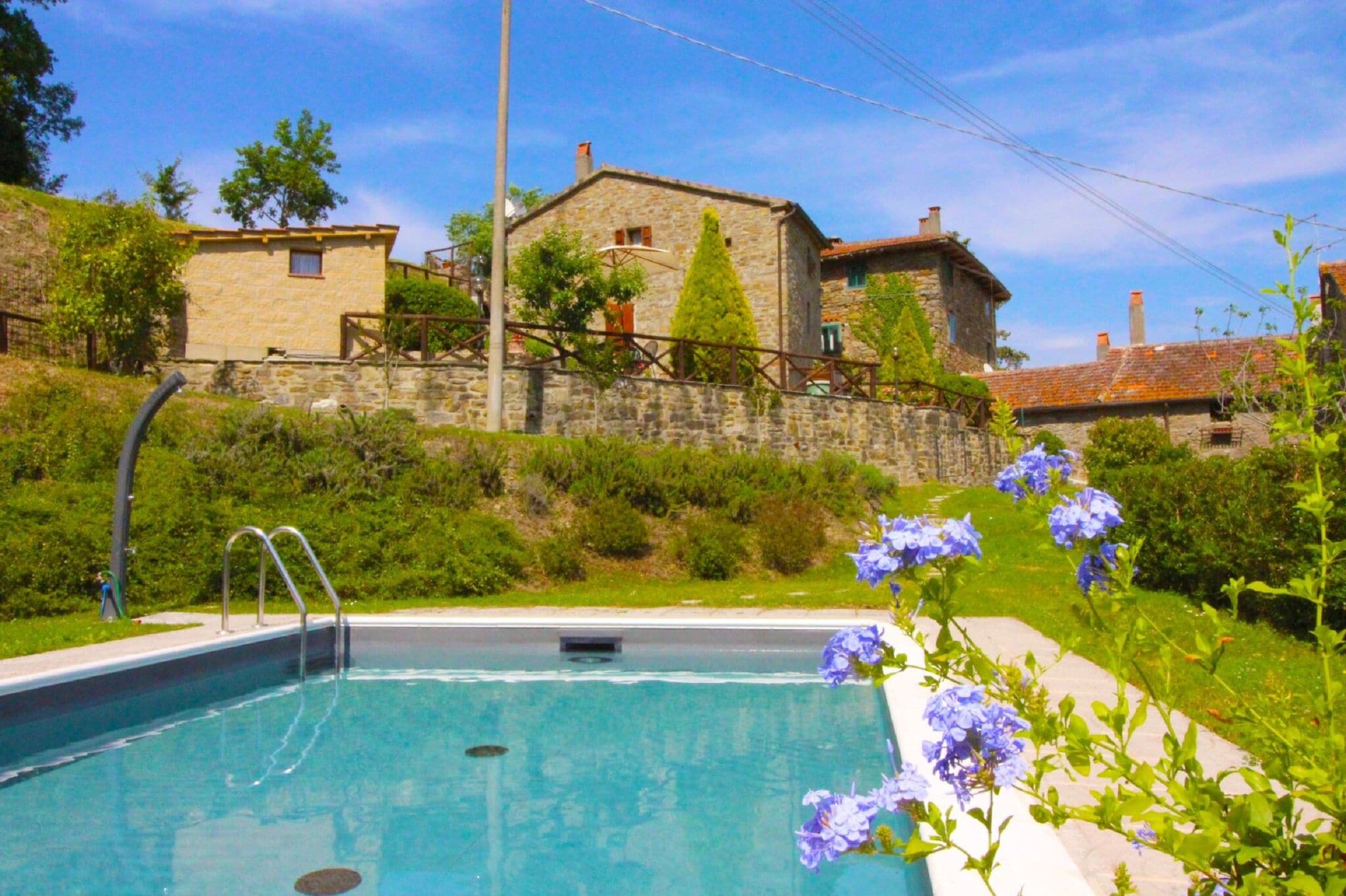 Charmantes Ferienhaus in Castiglion Fiorentino mit Pool