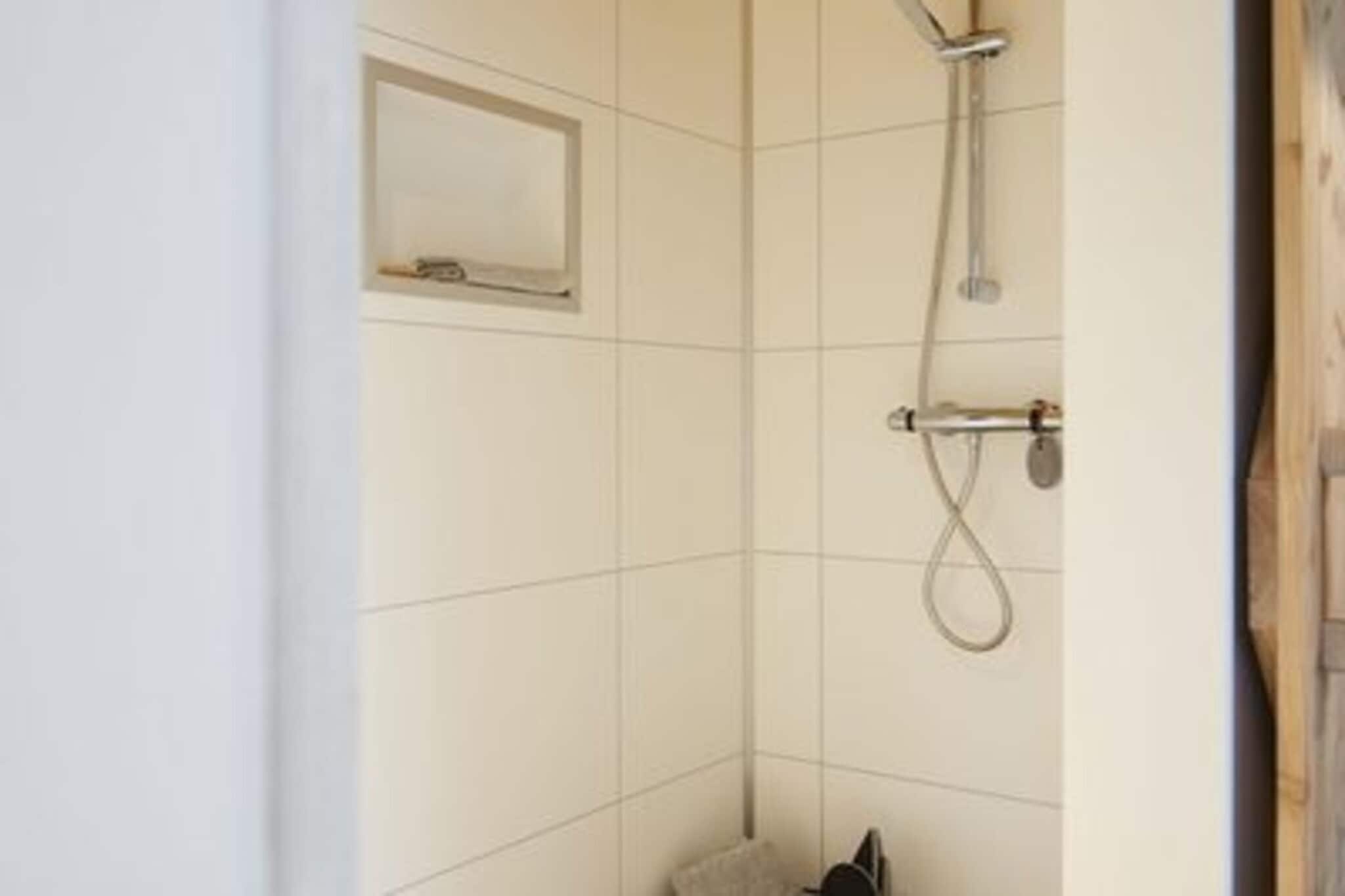 Tiny House 2 - Badkamer