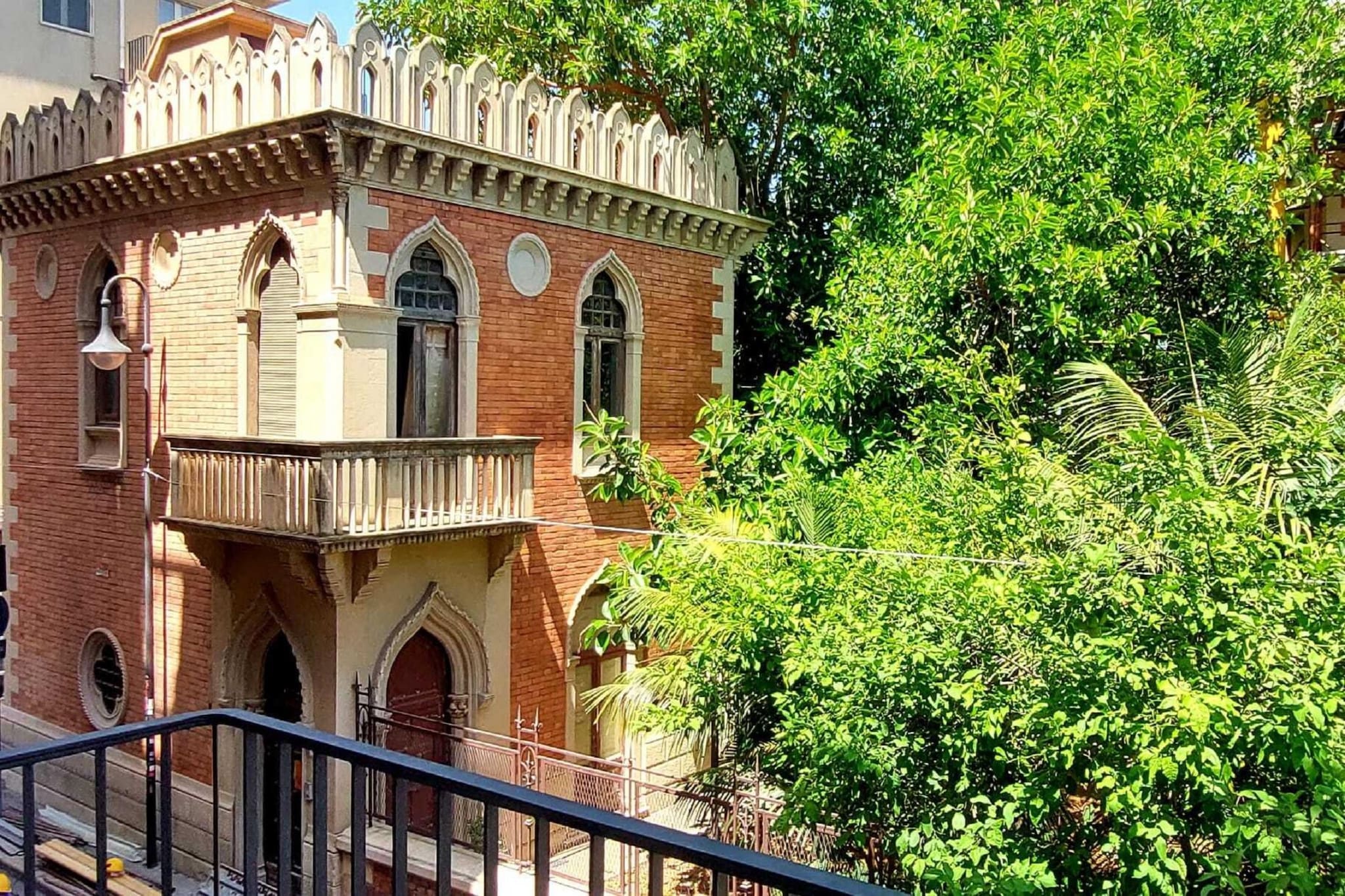 Exterior Summer