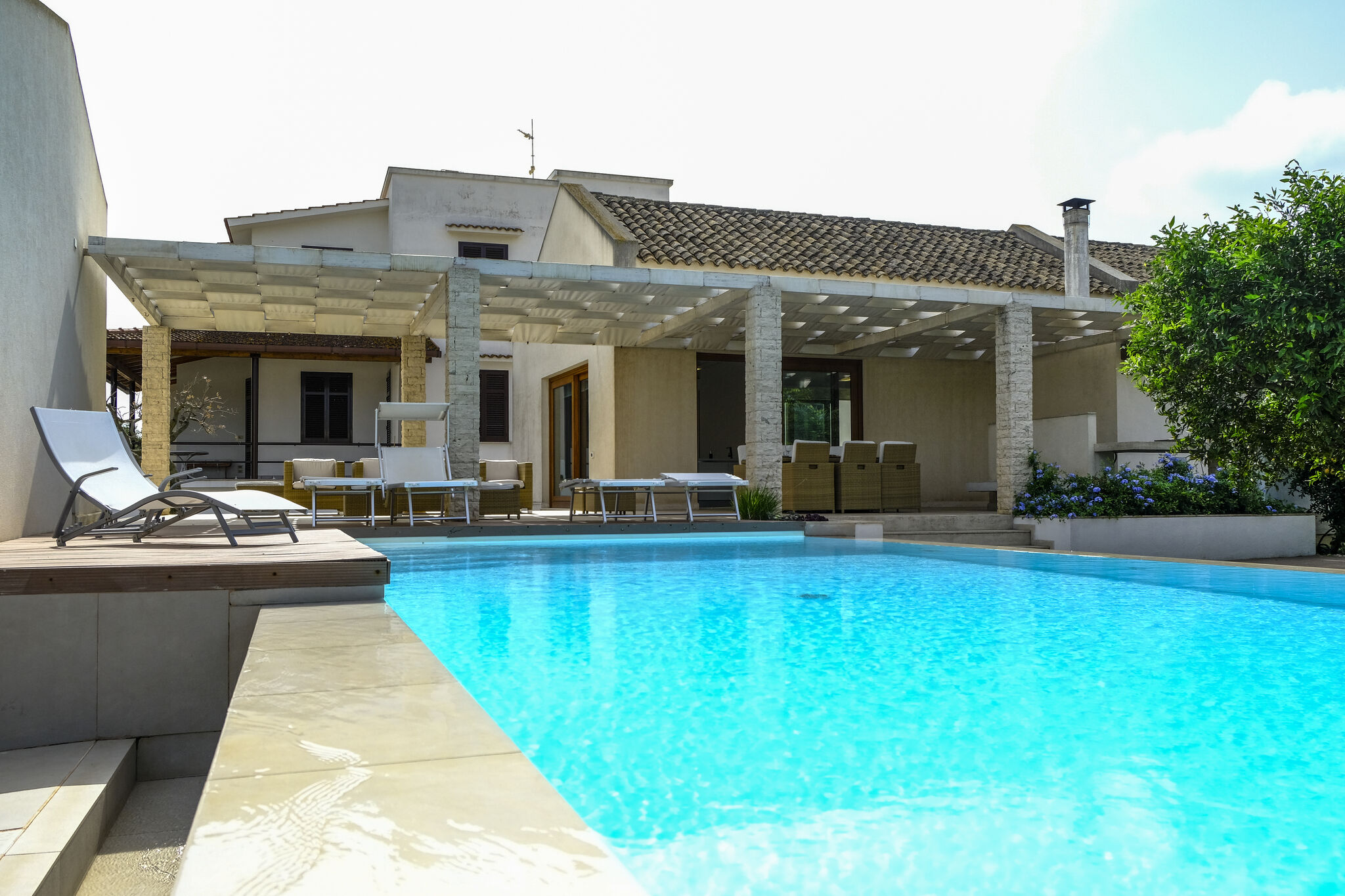 Villa met zwembad in het prachtige Sicilië