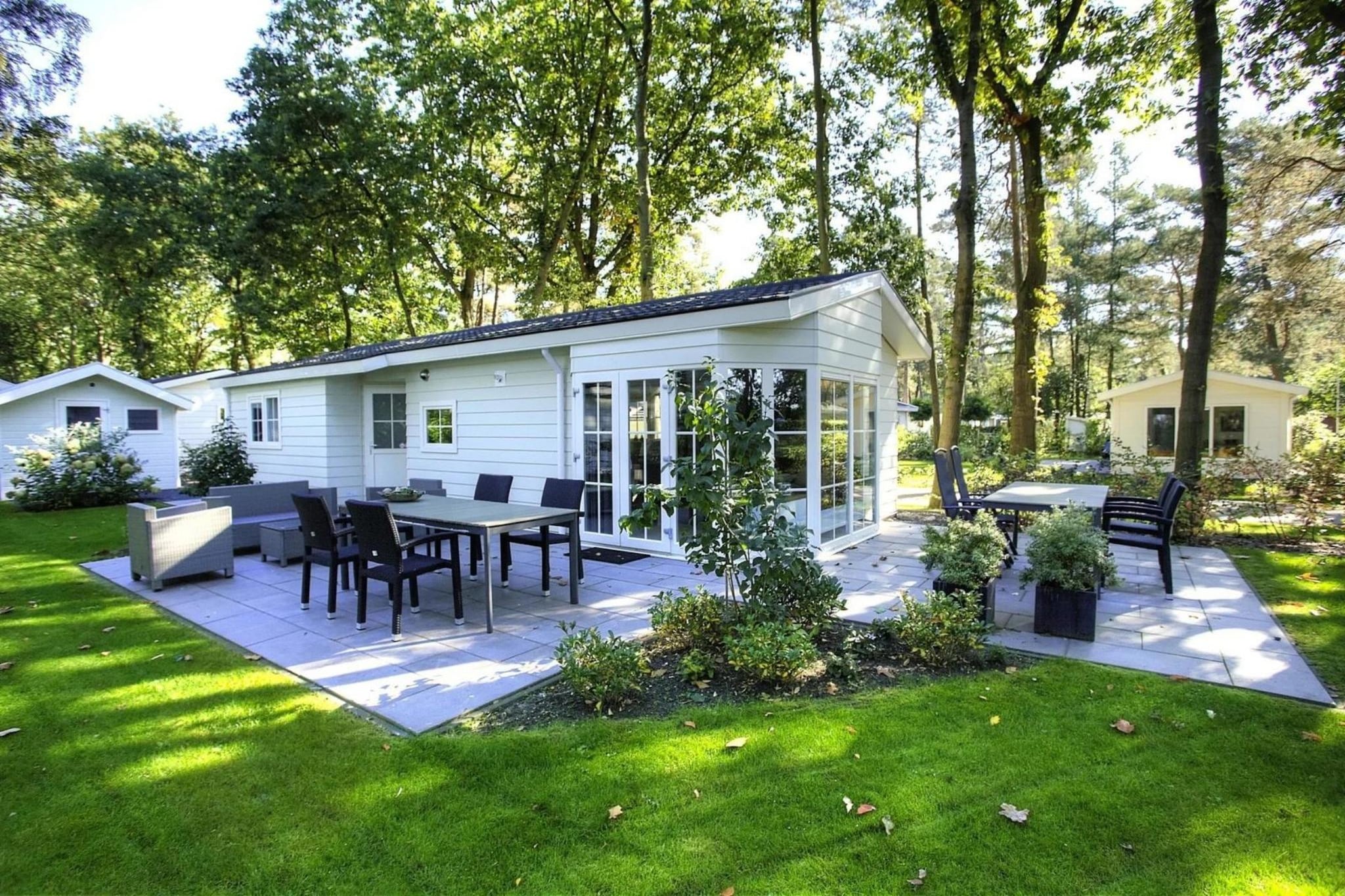 Exterior Summer