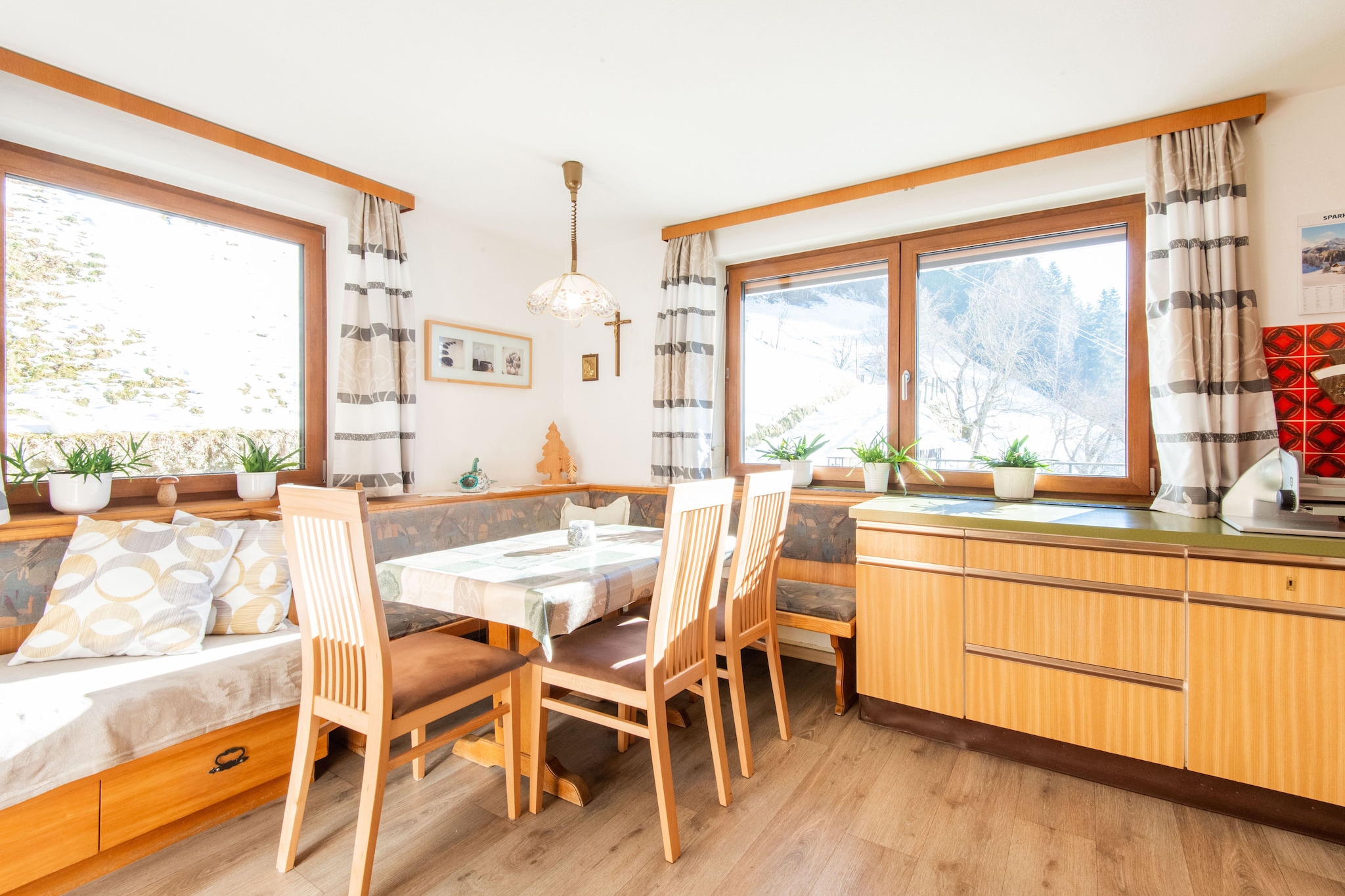 Chalet in Hainzenberg near Ski Slopes