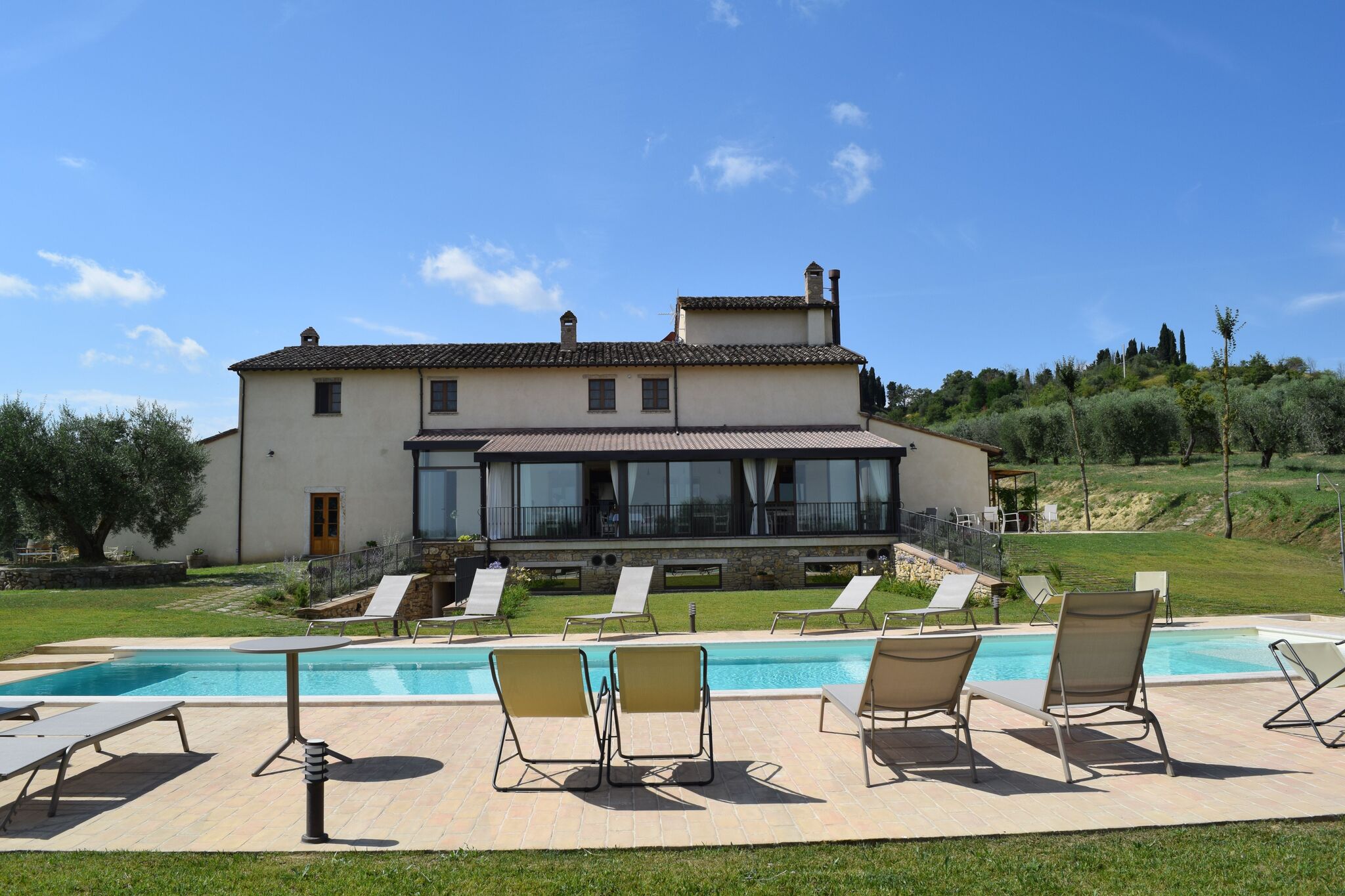 Prachtig vakantiehuis in Sarteano met privézwembad