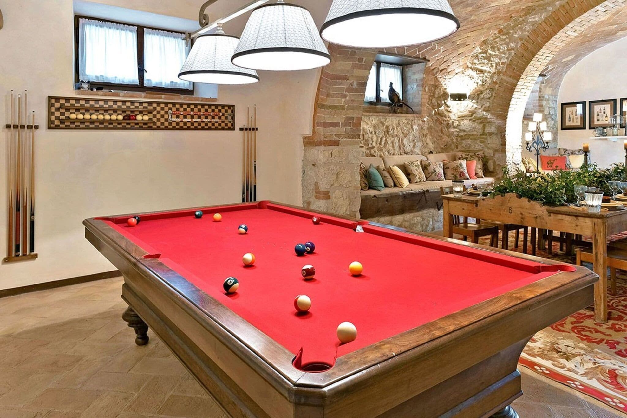 Maison de vacances gracieuse à Sarteano avec piscine privée