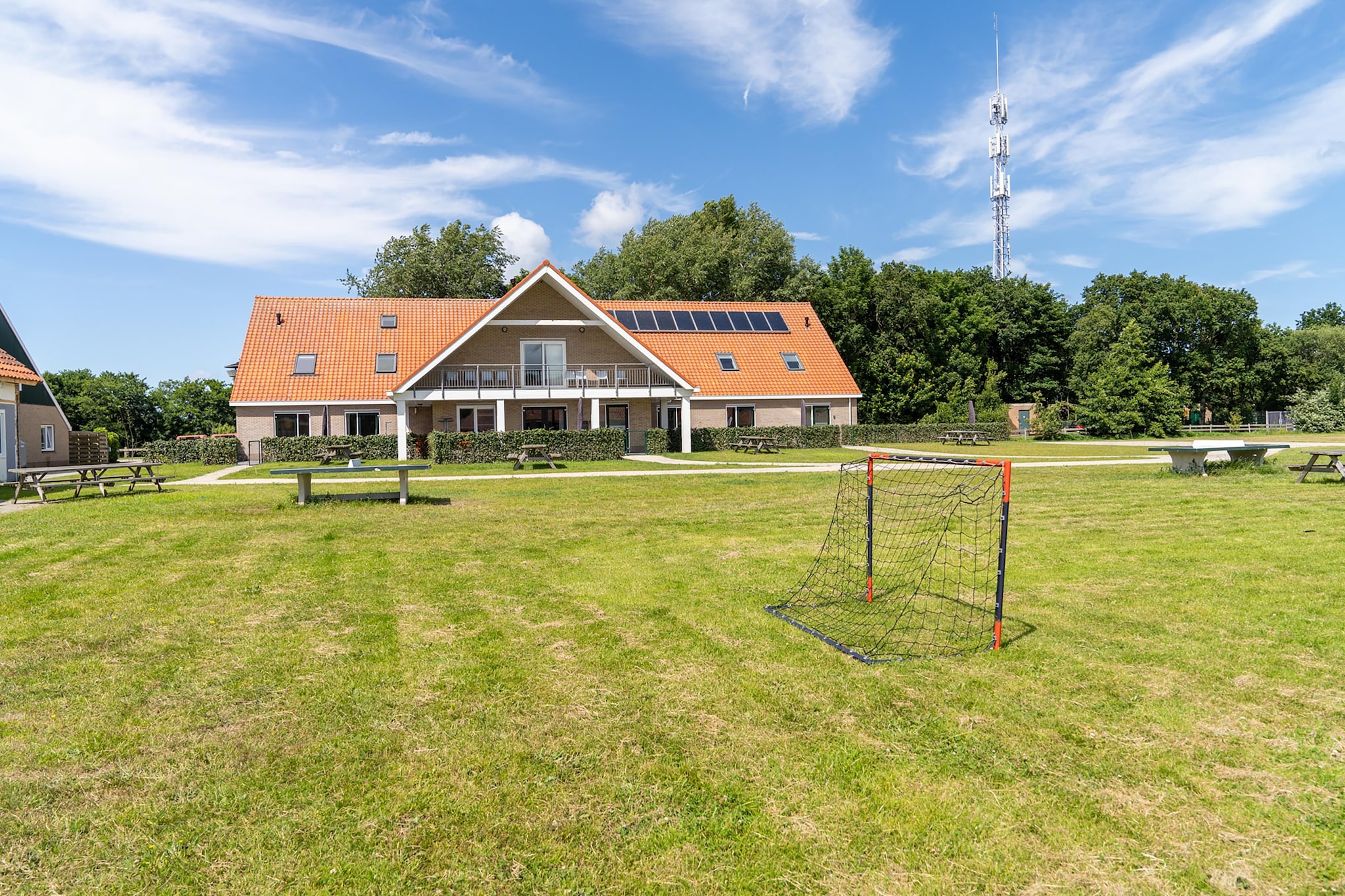 Bramerduin-Exterior summer