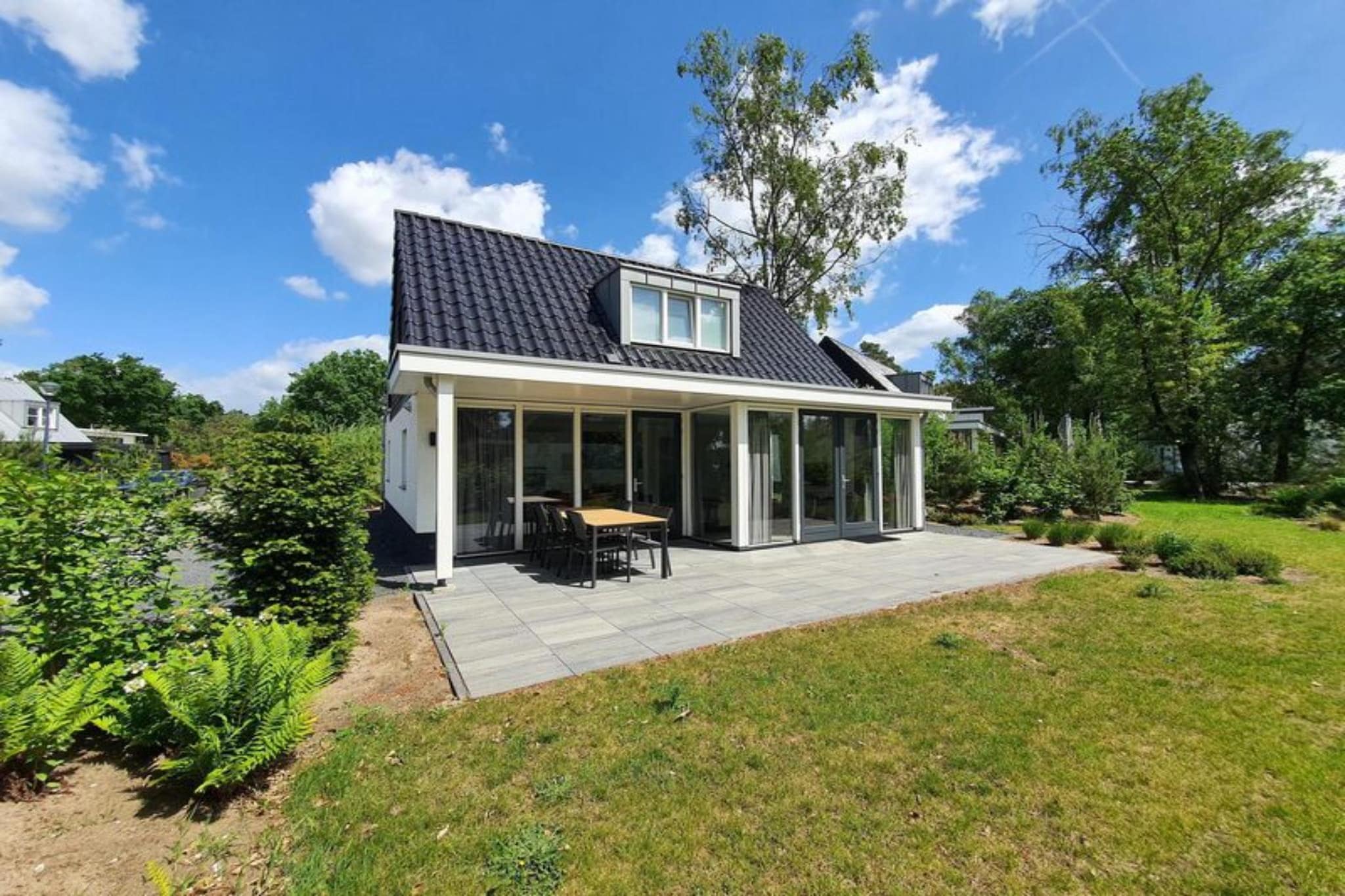 Strandvilla 6 - Außenbereich Sommer