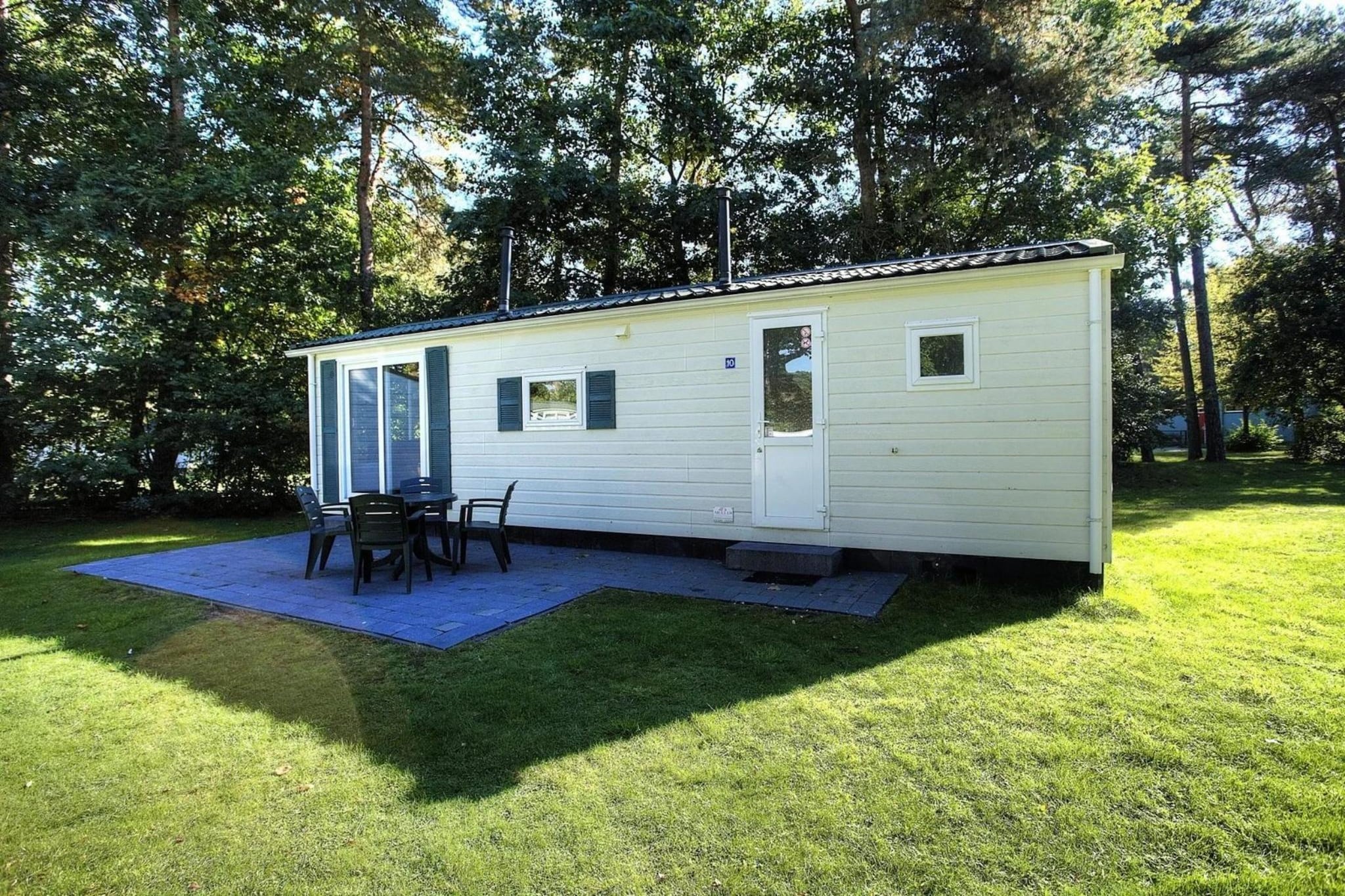 Exterior Summer