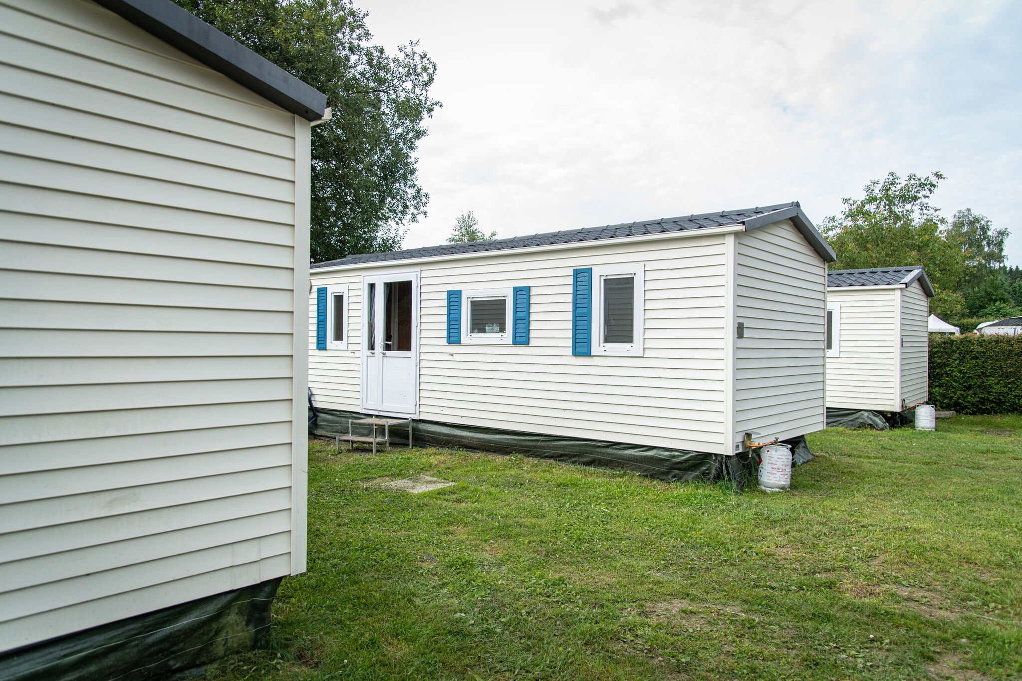 Cozy mobile home with terrace, in the Ardennes