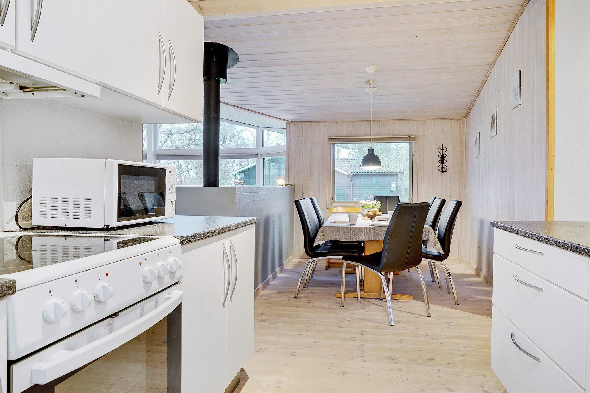 8 persoons vakantie huis in Sæby - Binnen