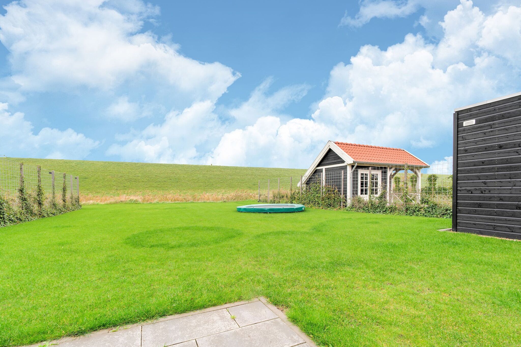 Schönes Ferienhaus in Zeeland mit Whirlpool und Sauna