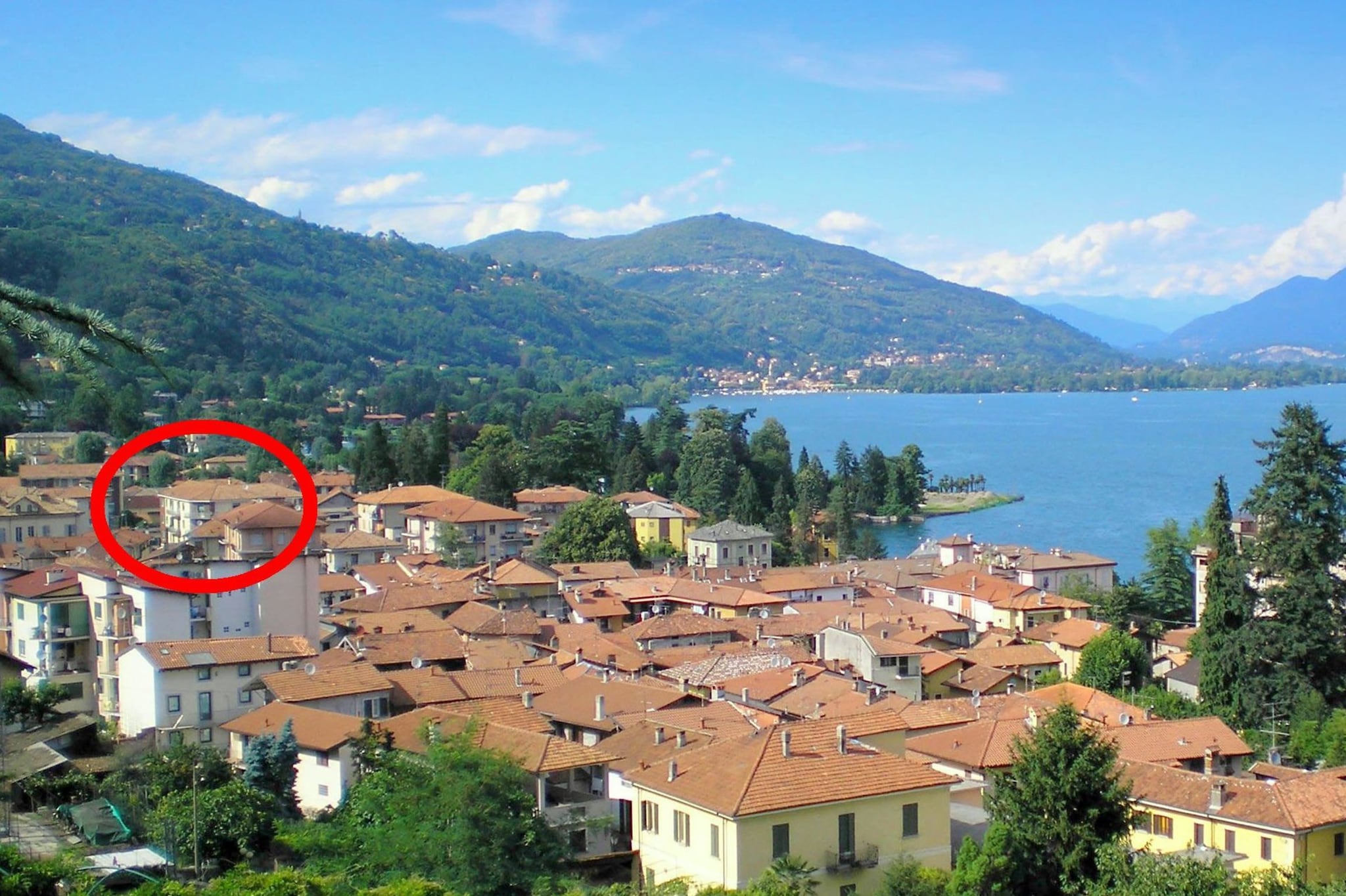 This 3-bedroom apartment is in the village of Meina and can accommodate 6 persons. Equipped with central heating, the apartment is perfect for a small family or group. Meina is overlooking the lake and has a charming fine old town center at 0.3 km. You have many places of genuine interest and scenic value throughout the town of Meina. Lido di Meina has a beach with umbrellas and chairs, bar, changing rooms, showers, children's games, etc. The apartment is spread over three floors and has comfortable decor. There are a double bed and 2 single beds for your comfortable stay. You have a large kitchen with an oven to bake cakes and pizzas for the whole family. A satellite TV is present to watch movies together.The Milano Malpensa airport is 38 km.