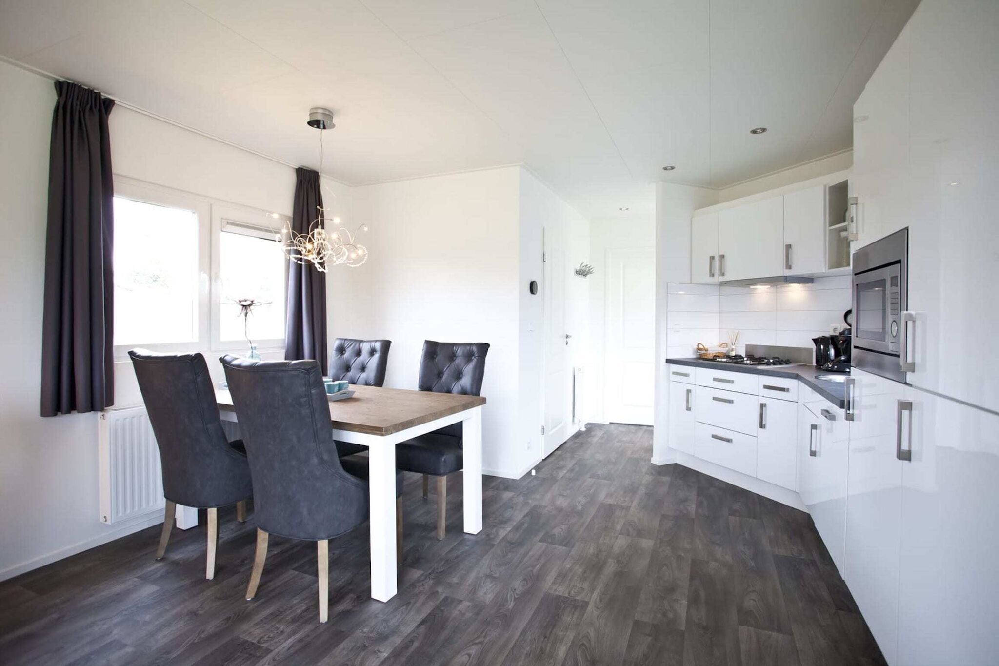 Nice chalet with dishwasher, near the Veluwemeer