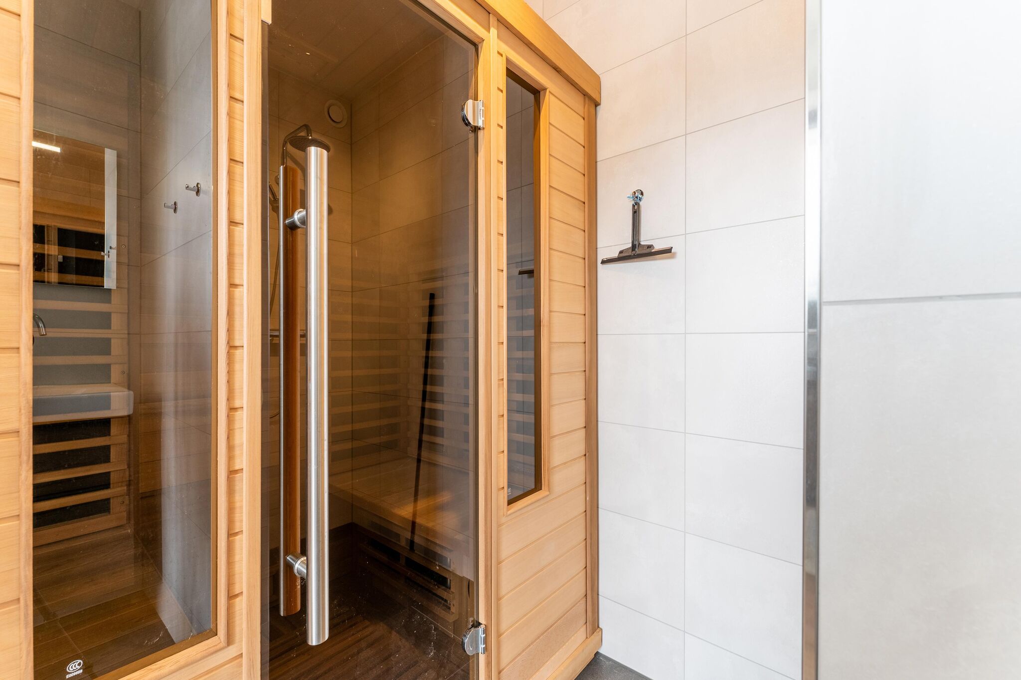 Luxe villa in Zeewolde with infrared sauna