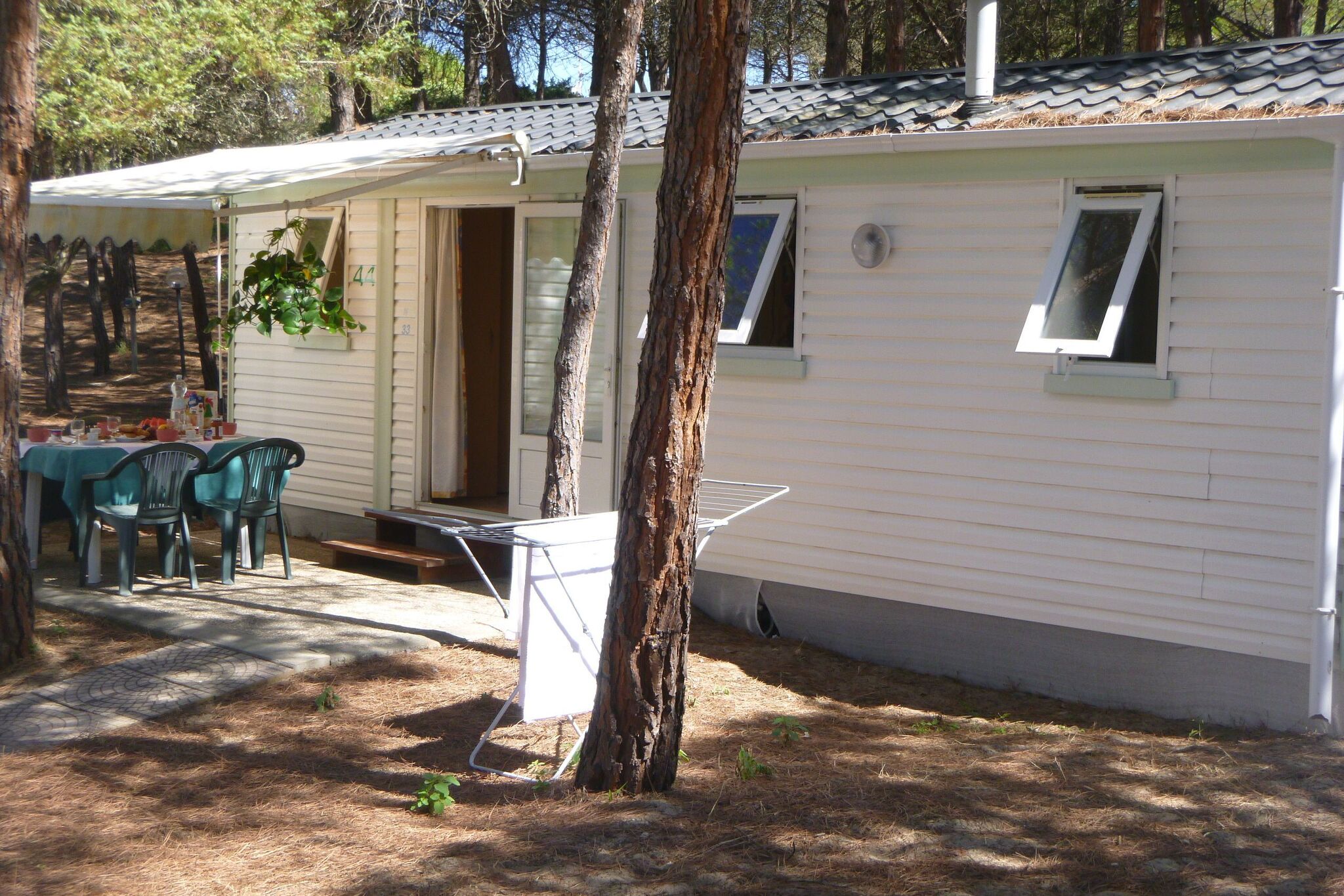 Cosy mobile home in Sorso with garden