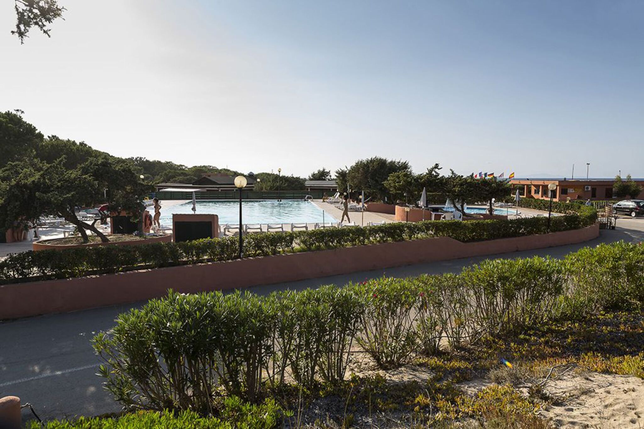 Agréable mobil-home à Sorso avec piscine partagée