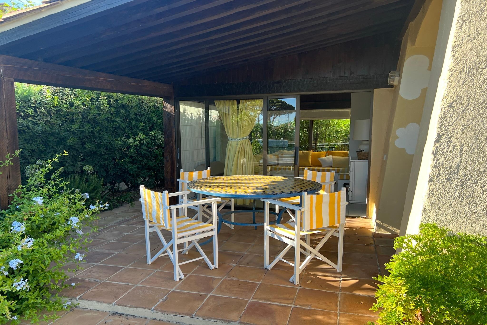 Lovely holiday apartment by the sea in Grimaud