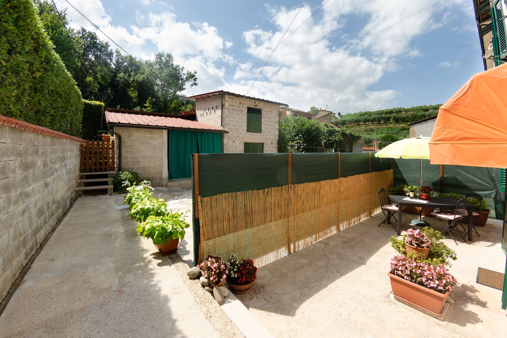 Exterior Summer