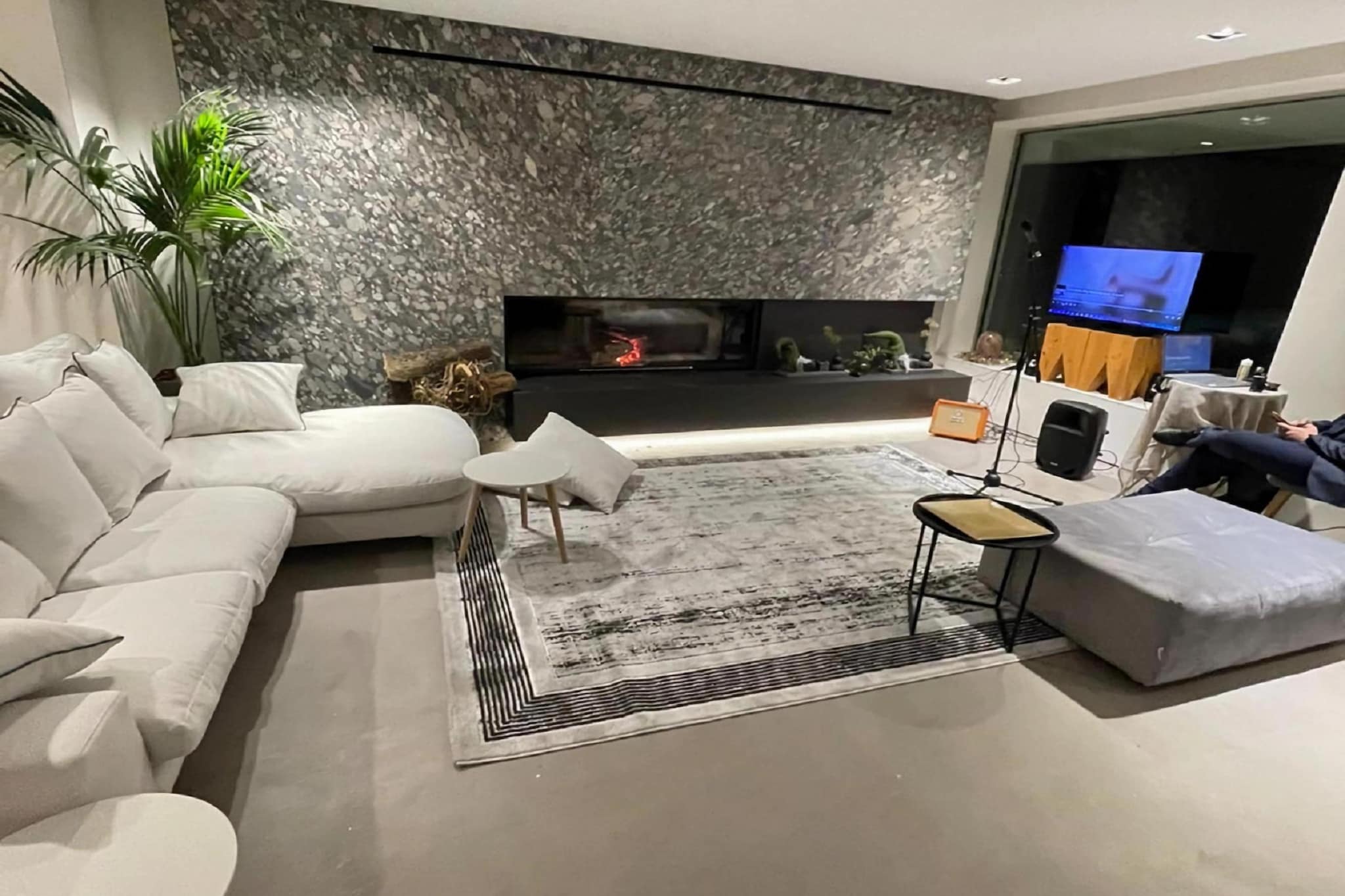 Luxury Villa at Vrahniou