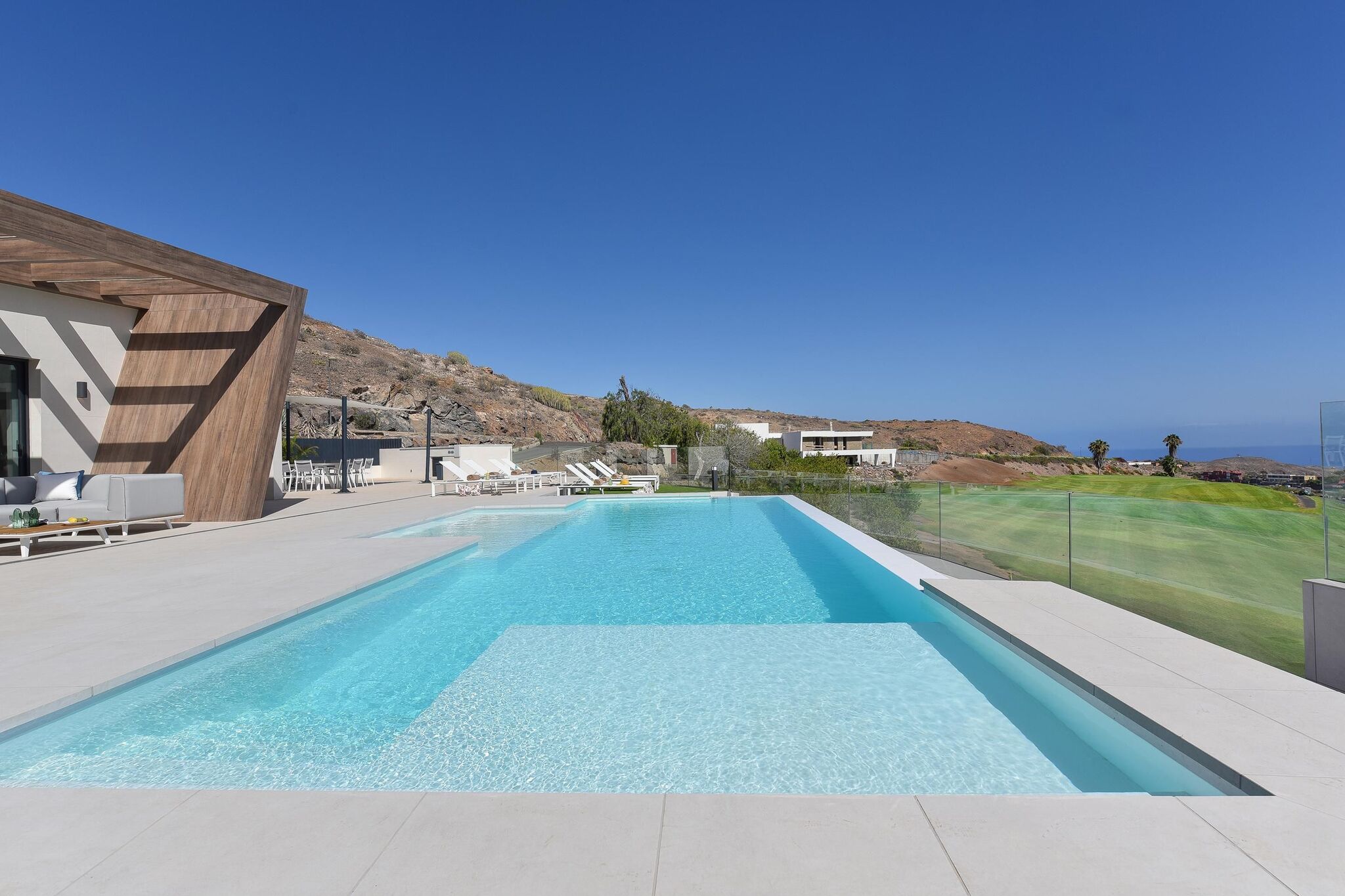 indrukwekkende villa met privézwembad met 6 slaapkamers in Salobre Golf Resort