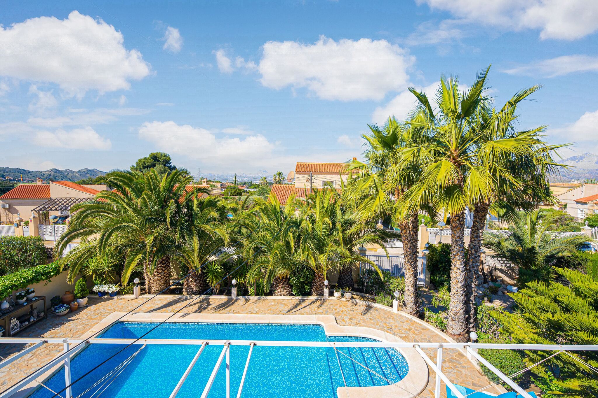 Schönes Ferienhaus in Alicante mit privatem Pool