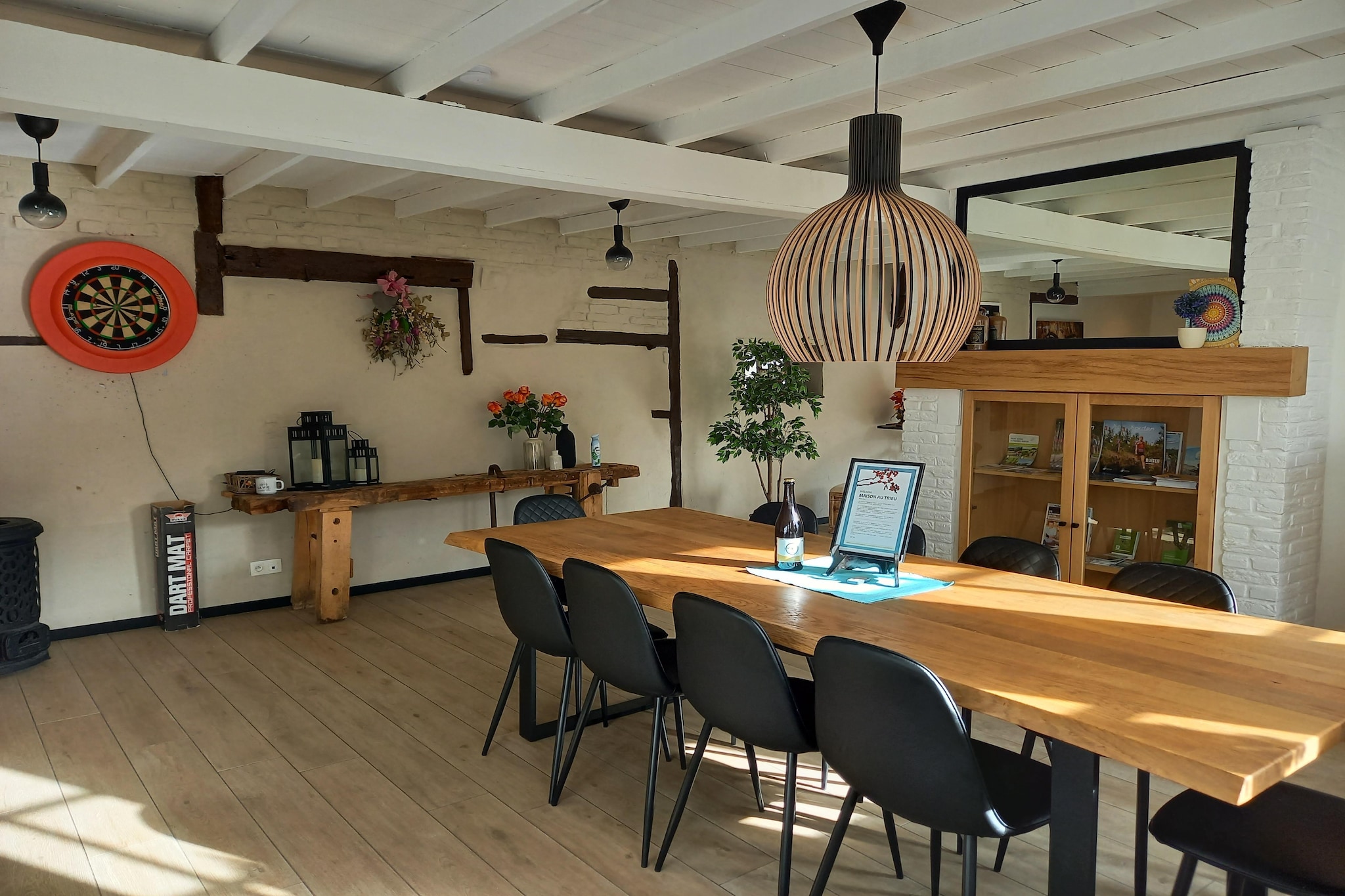 Maison Au Trieu-Esszimmer