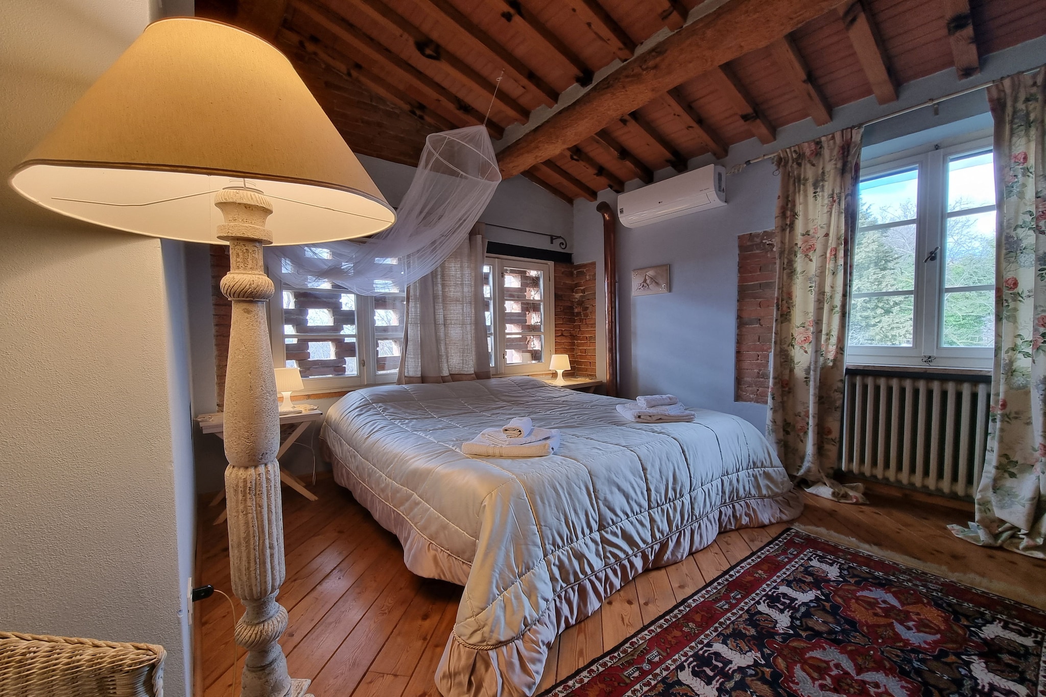 Bed Room