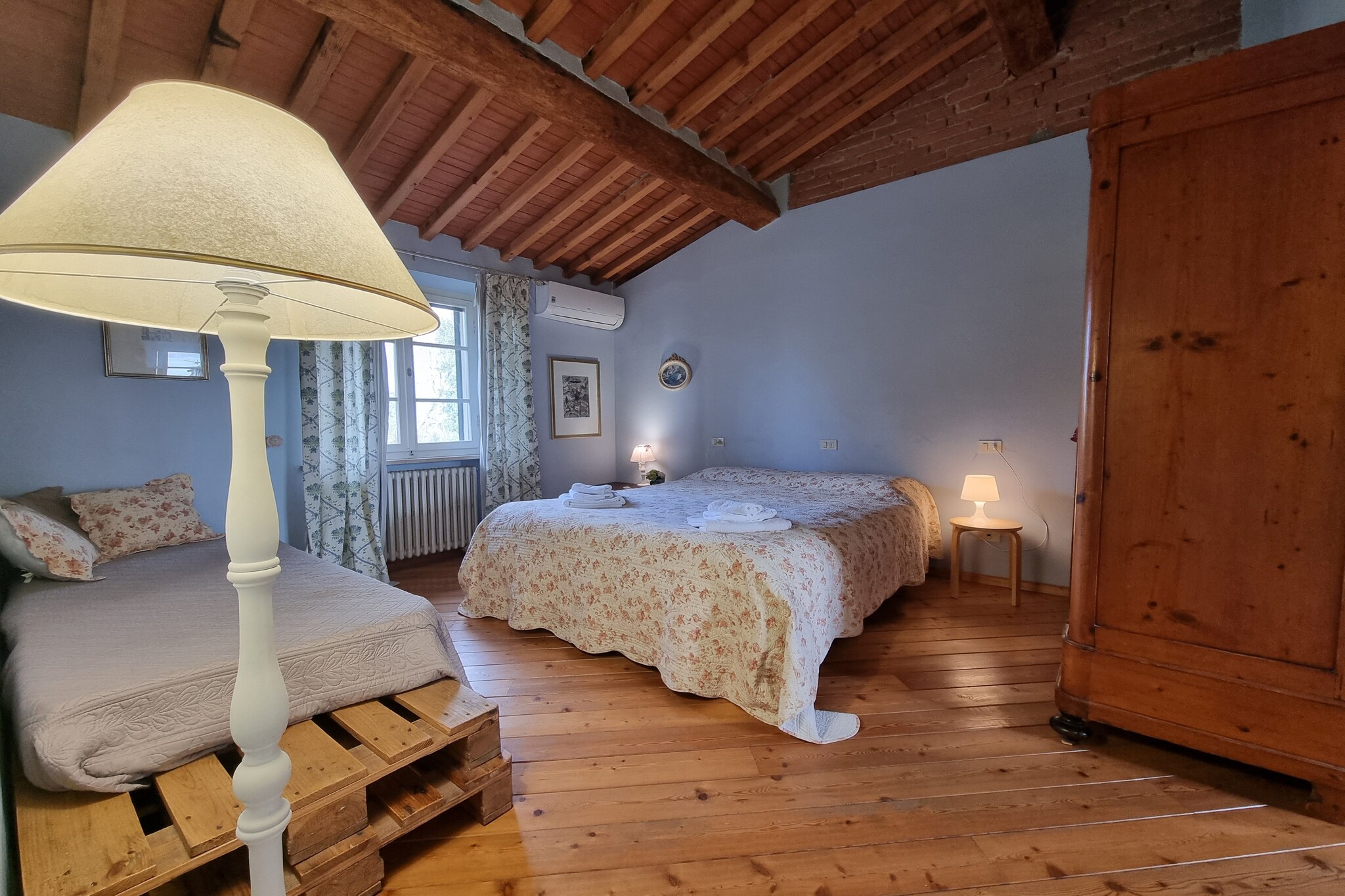 Bed Room