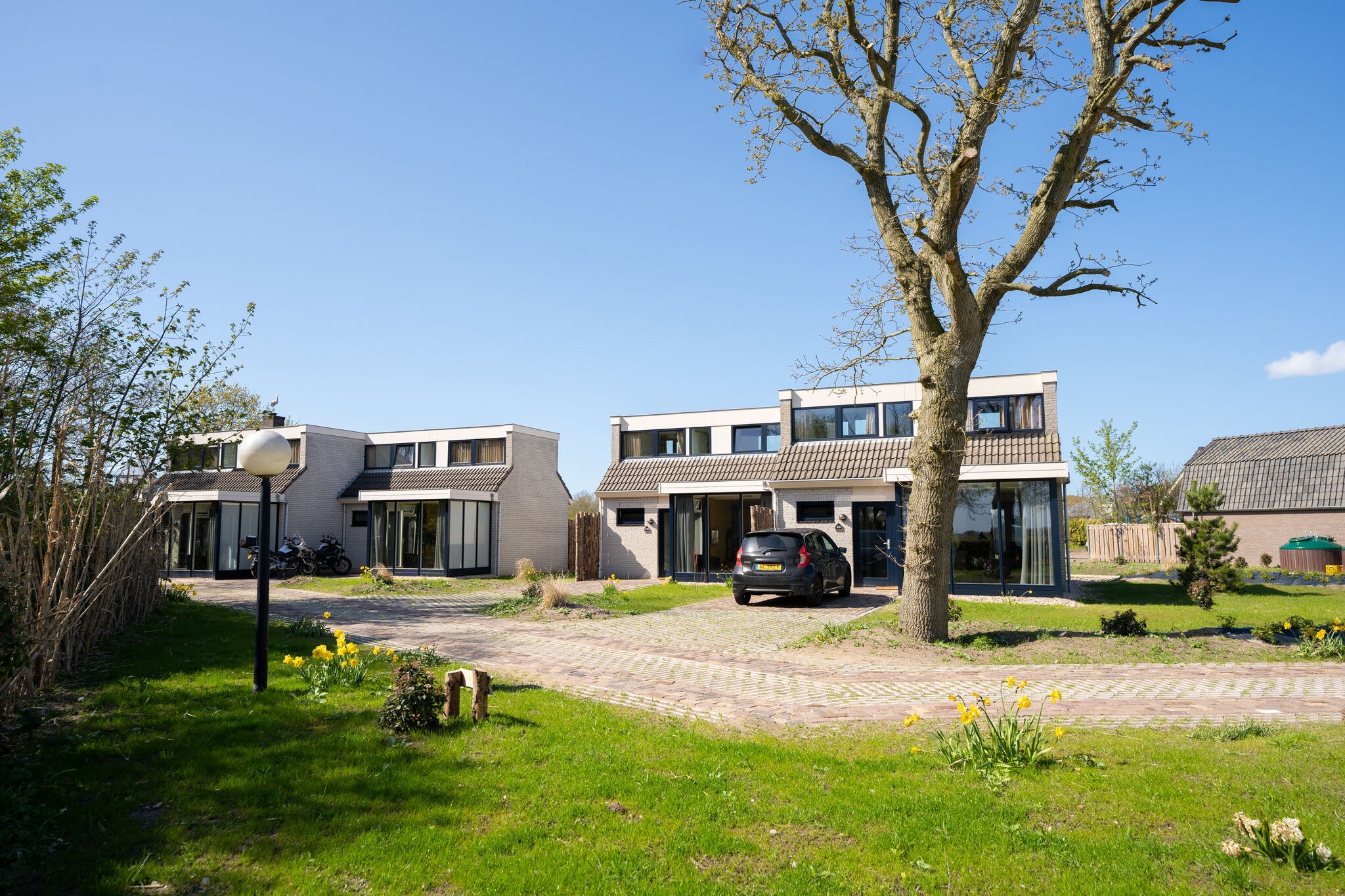 Jolie maison avec lave-vaisselle dans un parc de vacances, situé sur Texel