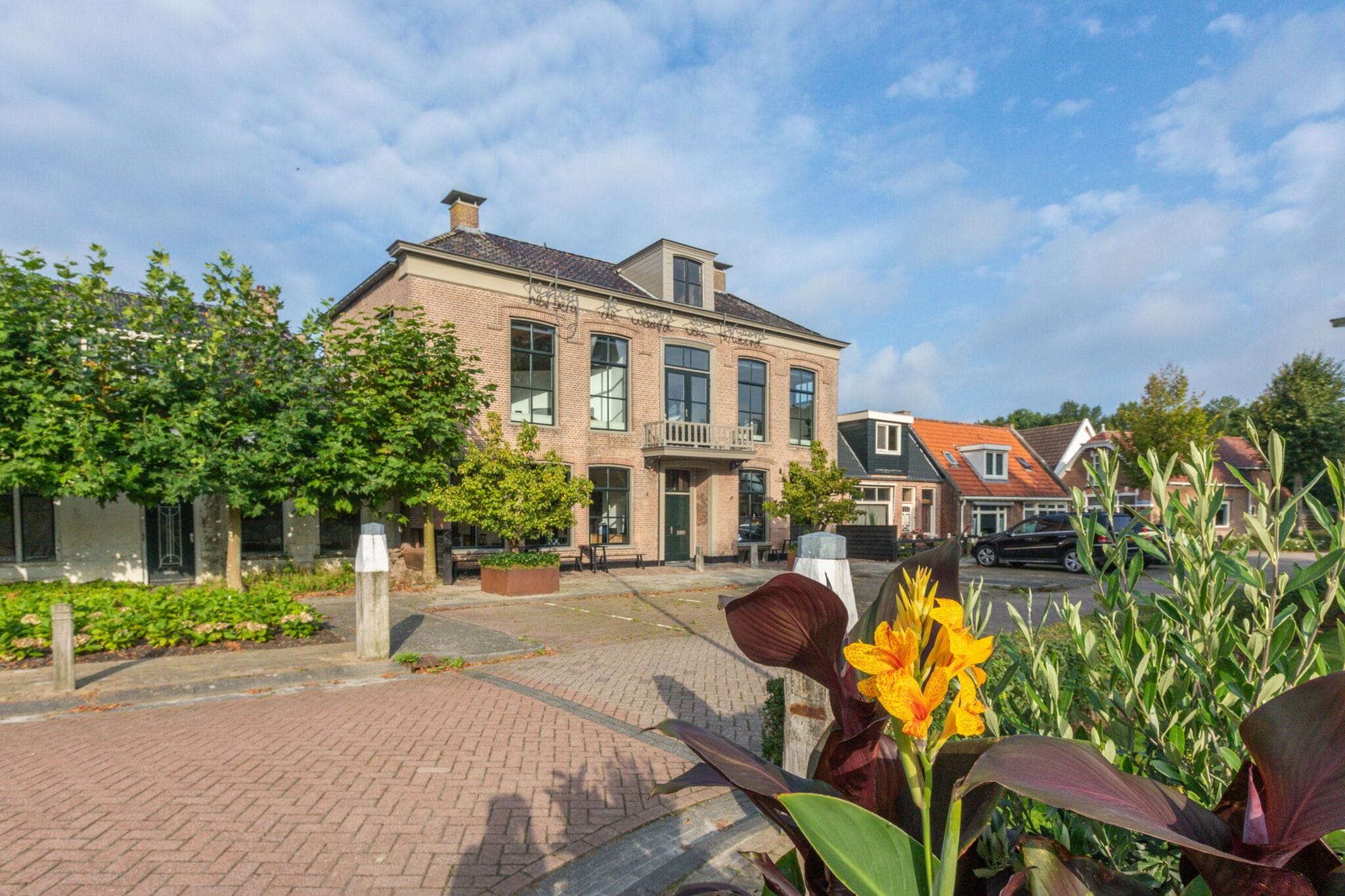 Belle maison de vacances à Ternaard avec cour