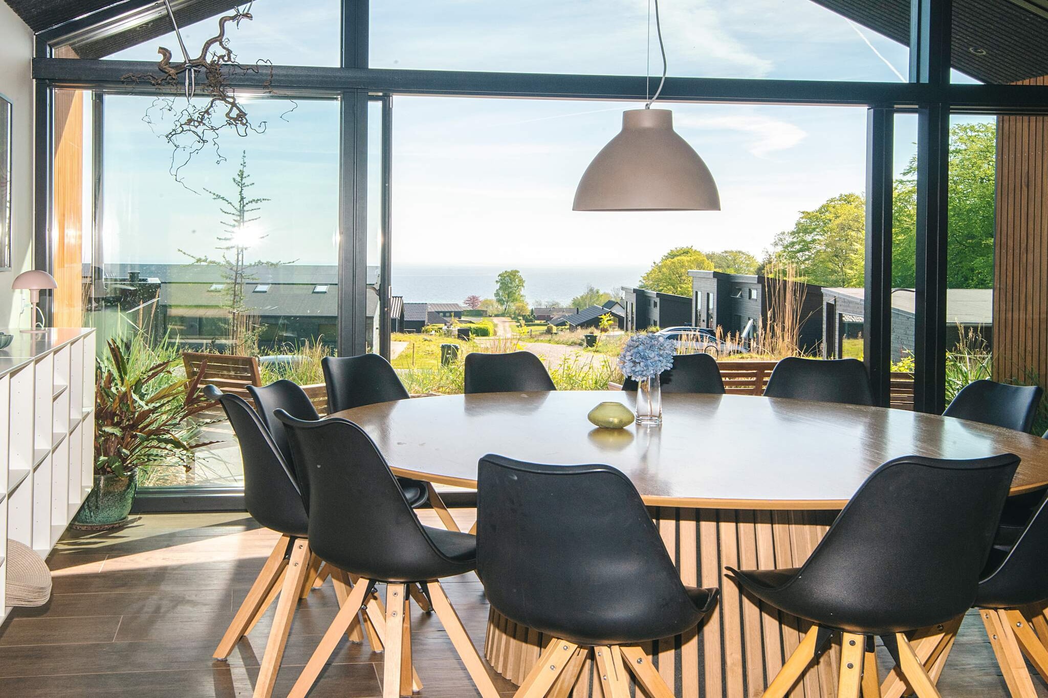 Panoramisch toevluchtsoord met zwembad - Binnen