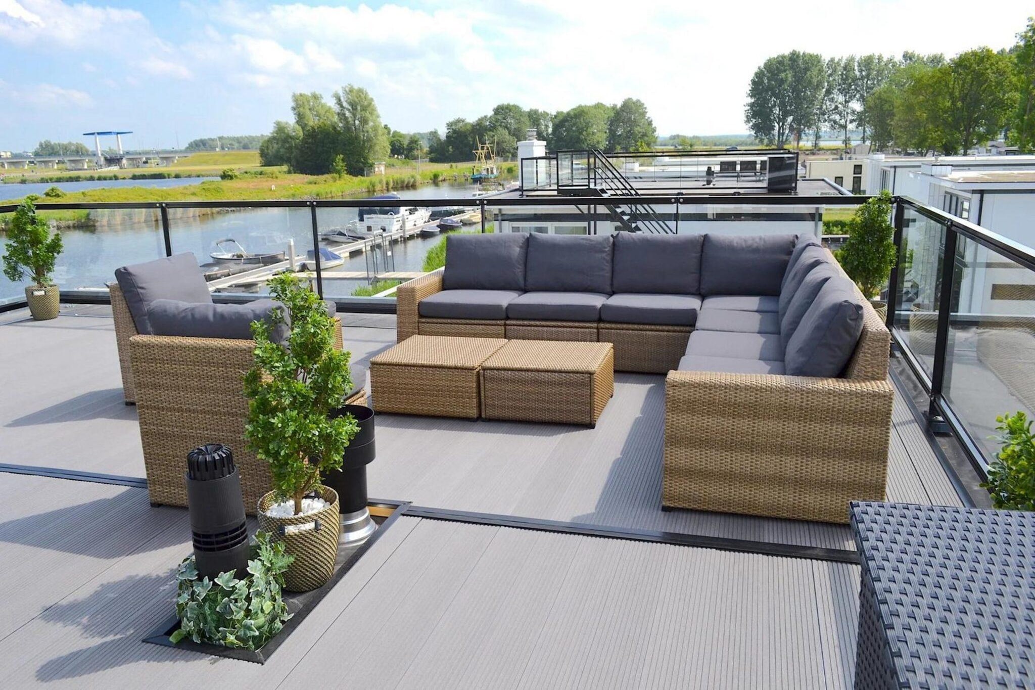 Villa Meerzicht 8 - Terrasbalkon