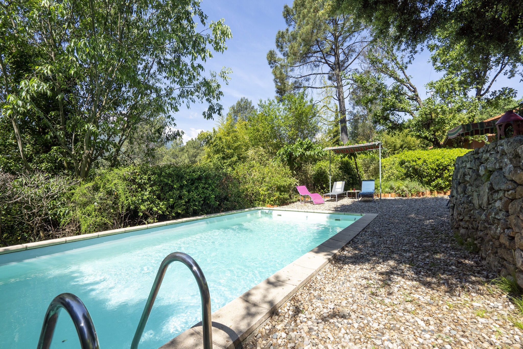 Beautiful villa in Les Salelles with private pool