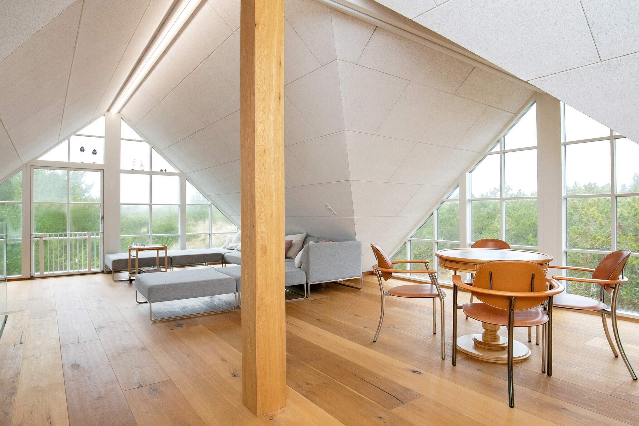 BlÃ¥vand Garden Retreat: Tranquil Escape-By Traum