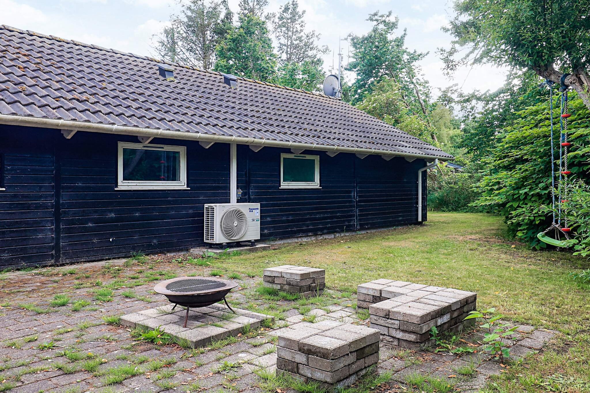 6 person holiday home in Asaa-By Traum