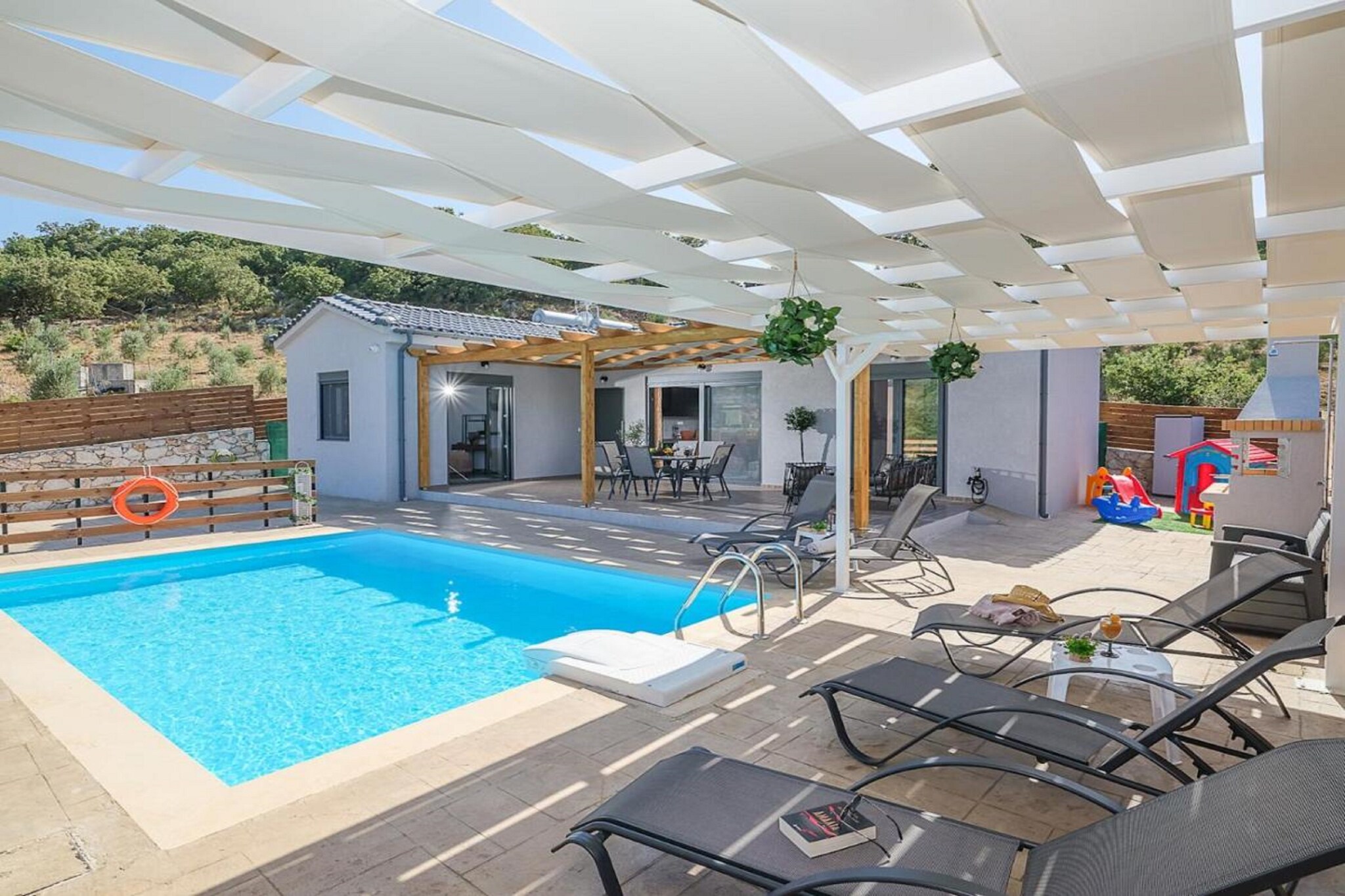 Villa in Armenoi with Private Pool & BBQ