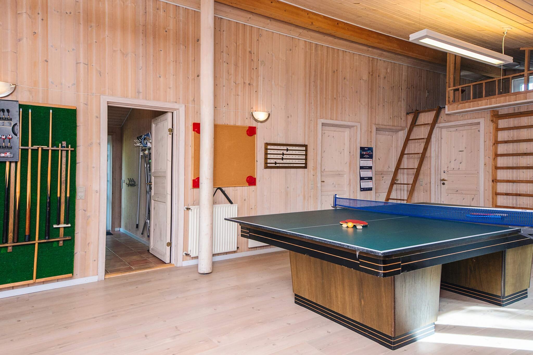 10 Personen Ferienhaus in Oksbøl-By Traum